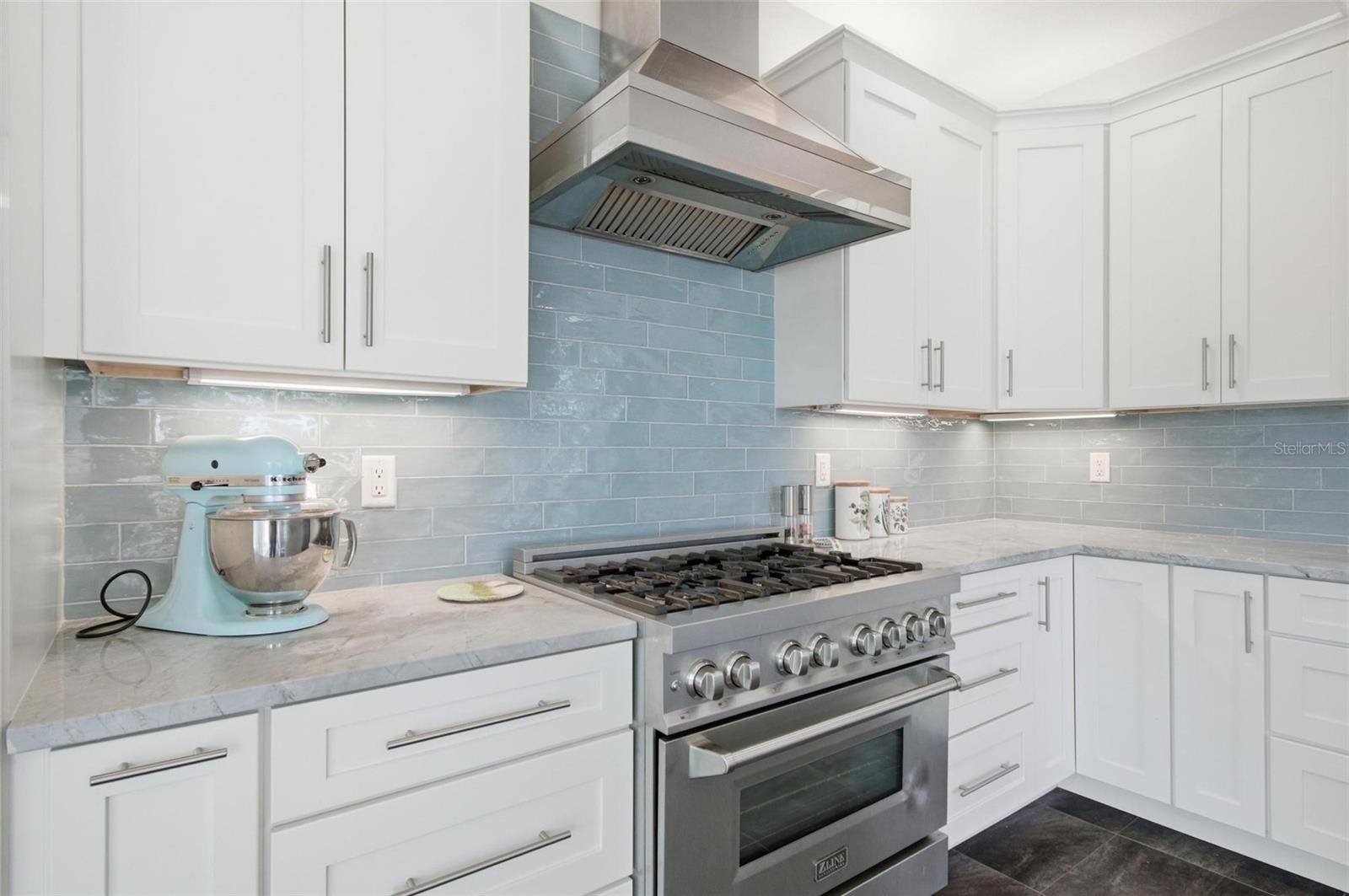 Image 27 of 89 For 32 Cheyenne Court