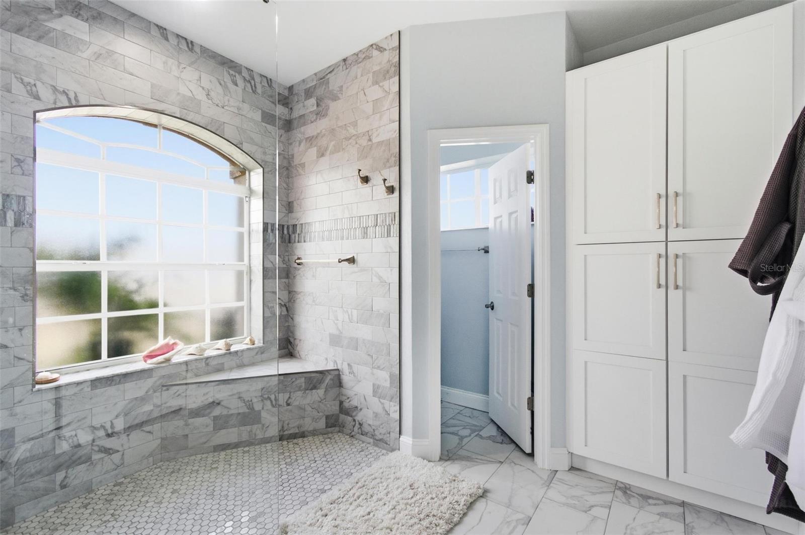 Image 40 of 89 For 32 Cheyenne Court