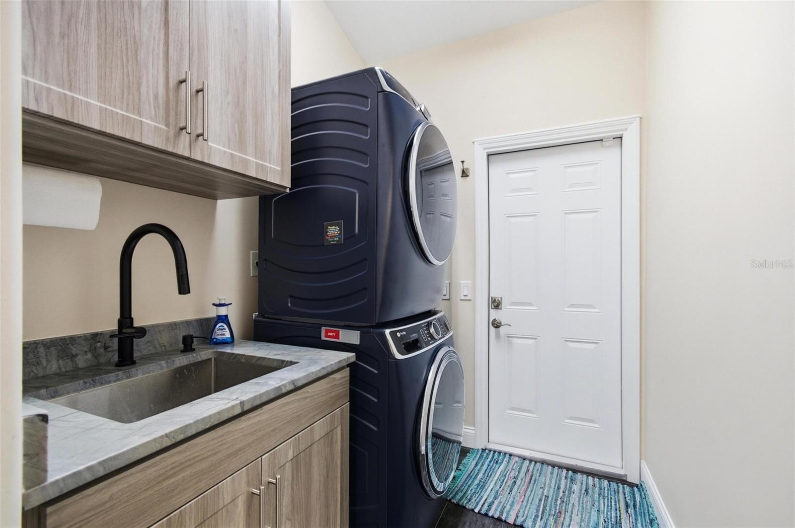 Image 52 of 89 For 32 Cheyenne Court