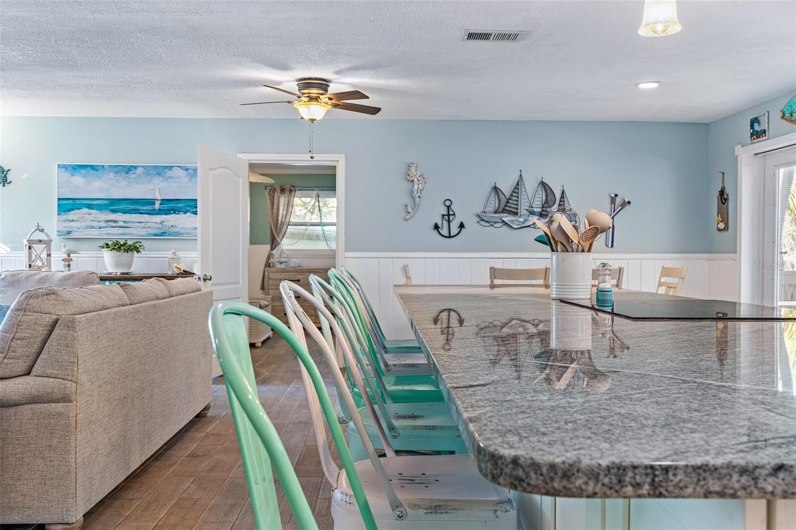 Image 11 of 48 For 615 John Anderson Highway