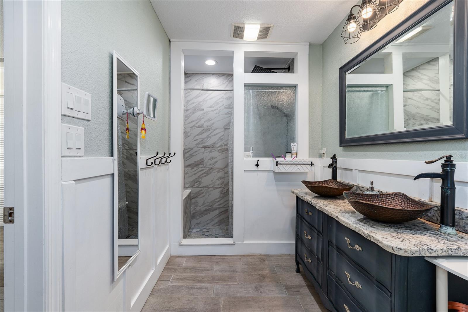 Image 24 of 48 For 615 John Anderson Highway