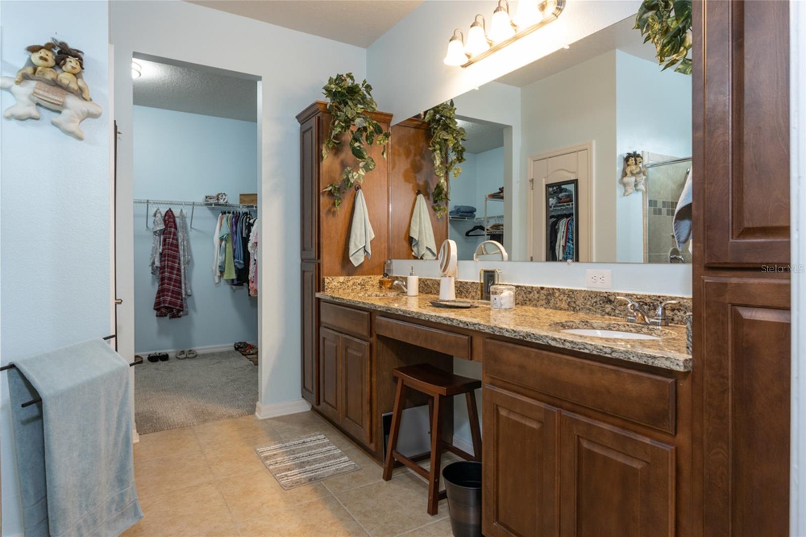 Image 7 of 40 For 32 Lewis Drive