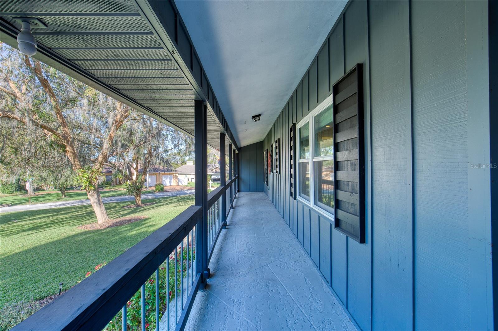 Image 10 of 73 For 77 St Andrews Drive