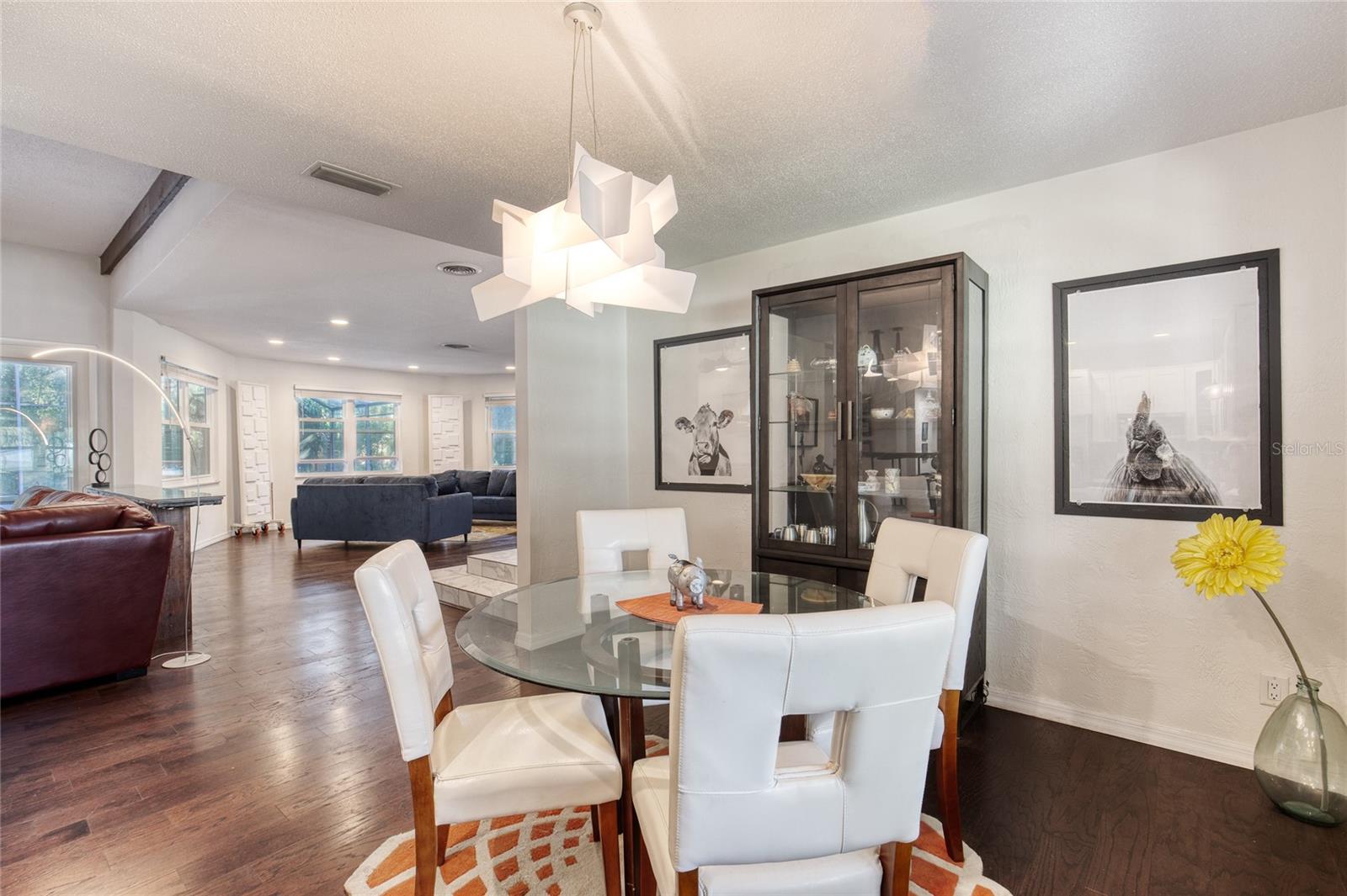 Image 18 of 73 For 77 St Andrews Drive