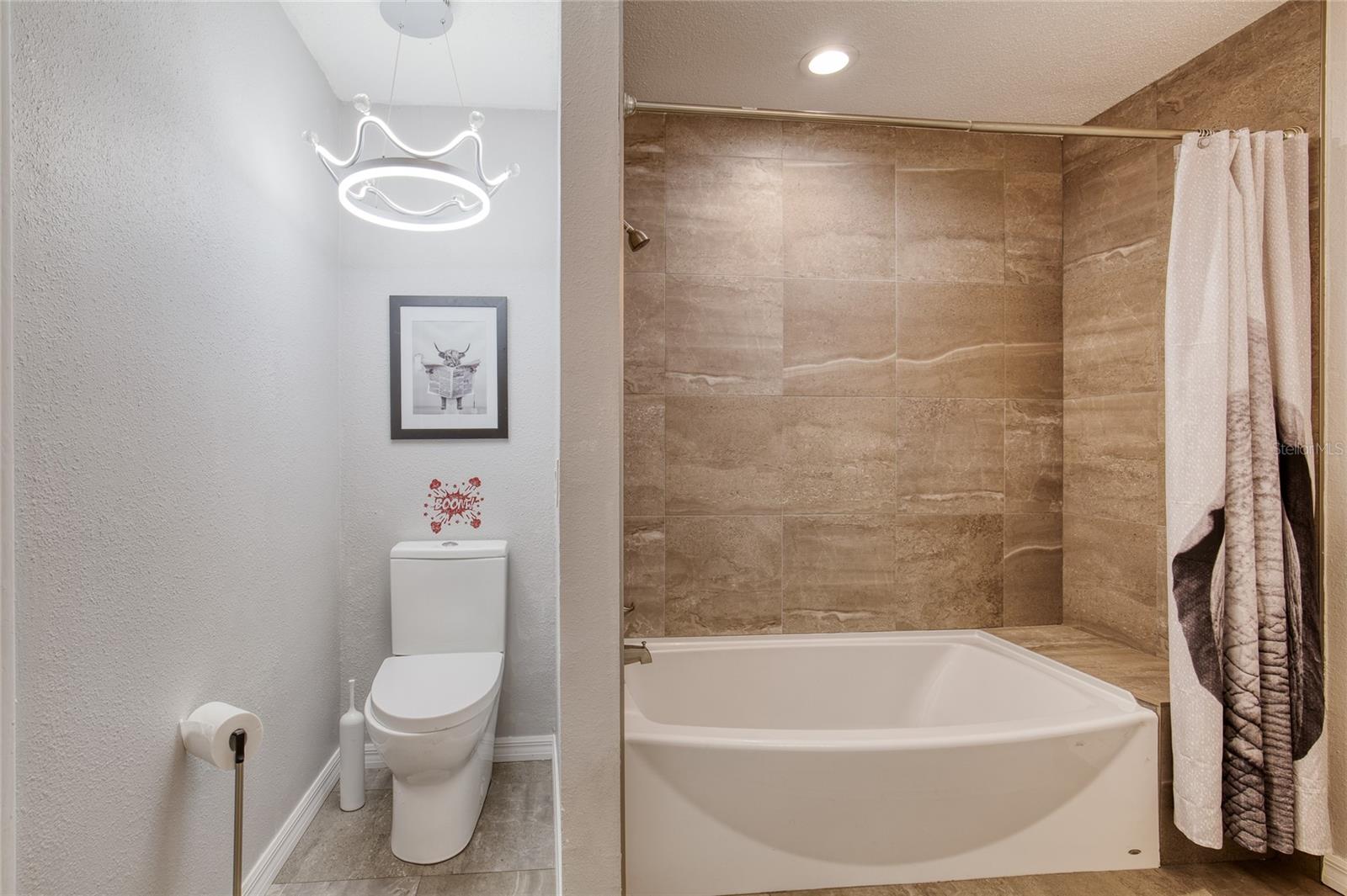 Image 28 of 73 For 77 St Andrews Drive