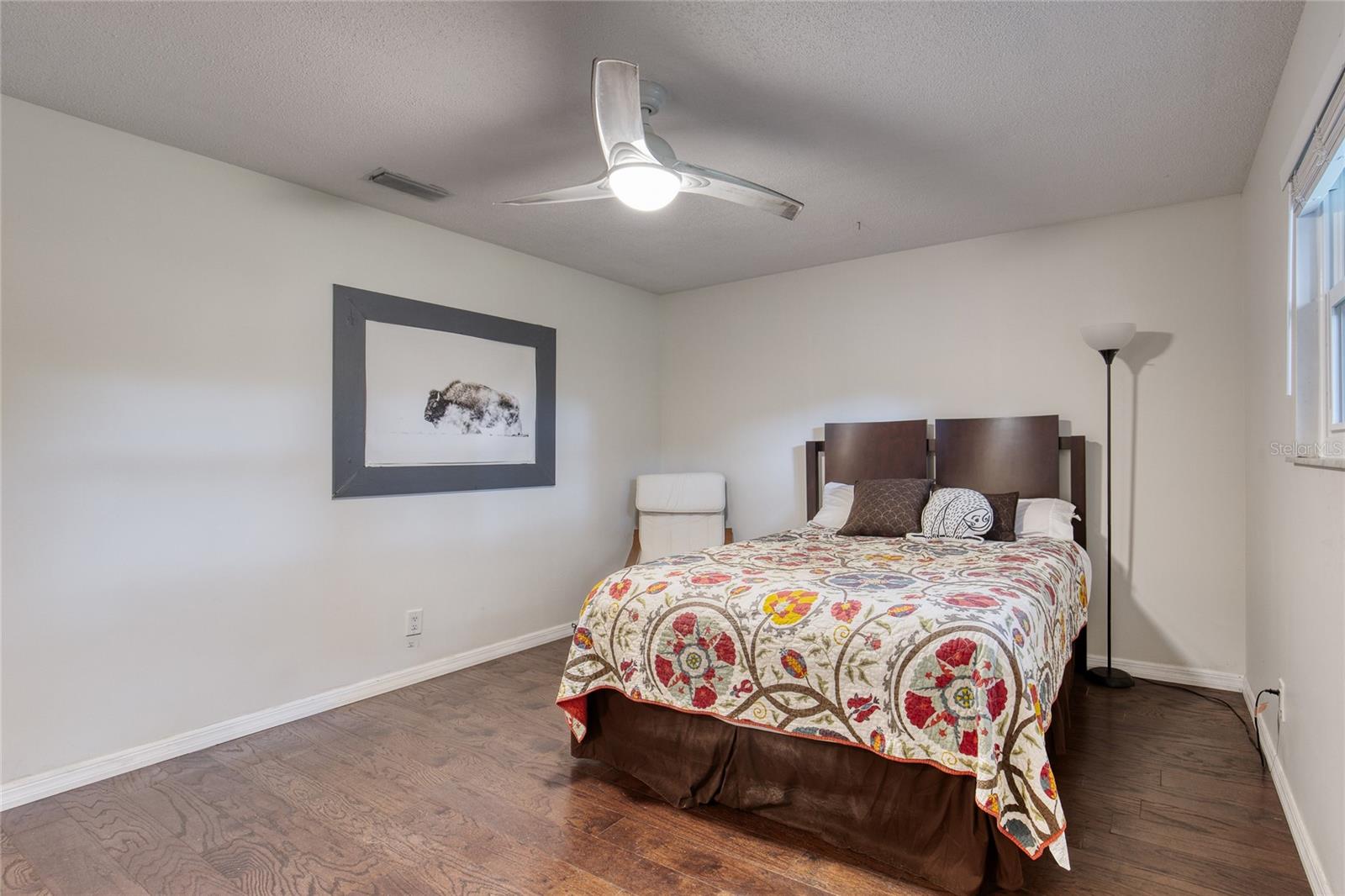 Image 32 of 73 For 77 St Andrews Drive