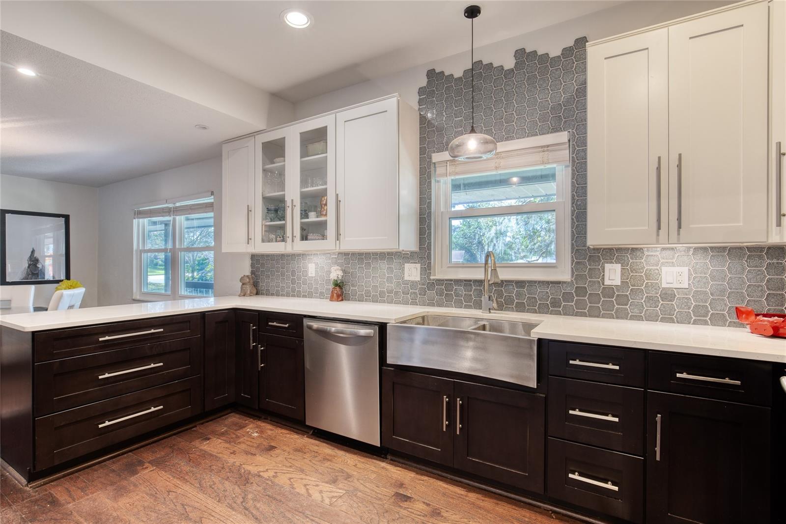 Image 4 of 73 For 77 St Andrews Drive