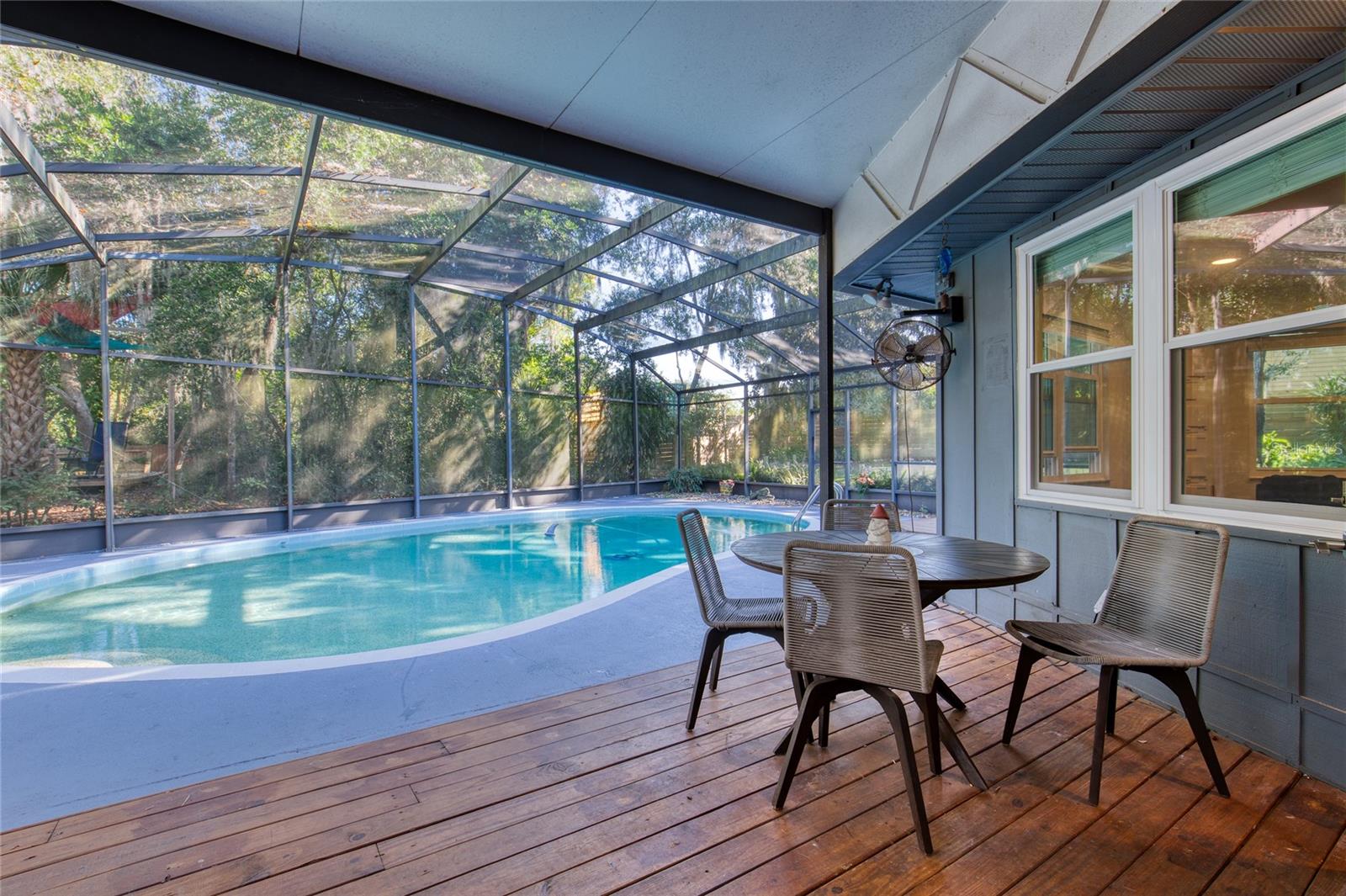 Image 48 of 73 For 77 St Andrews Drive