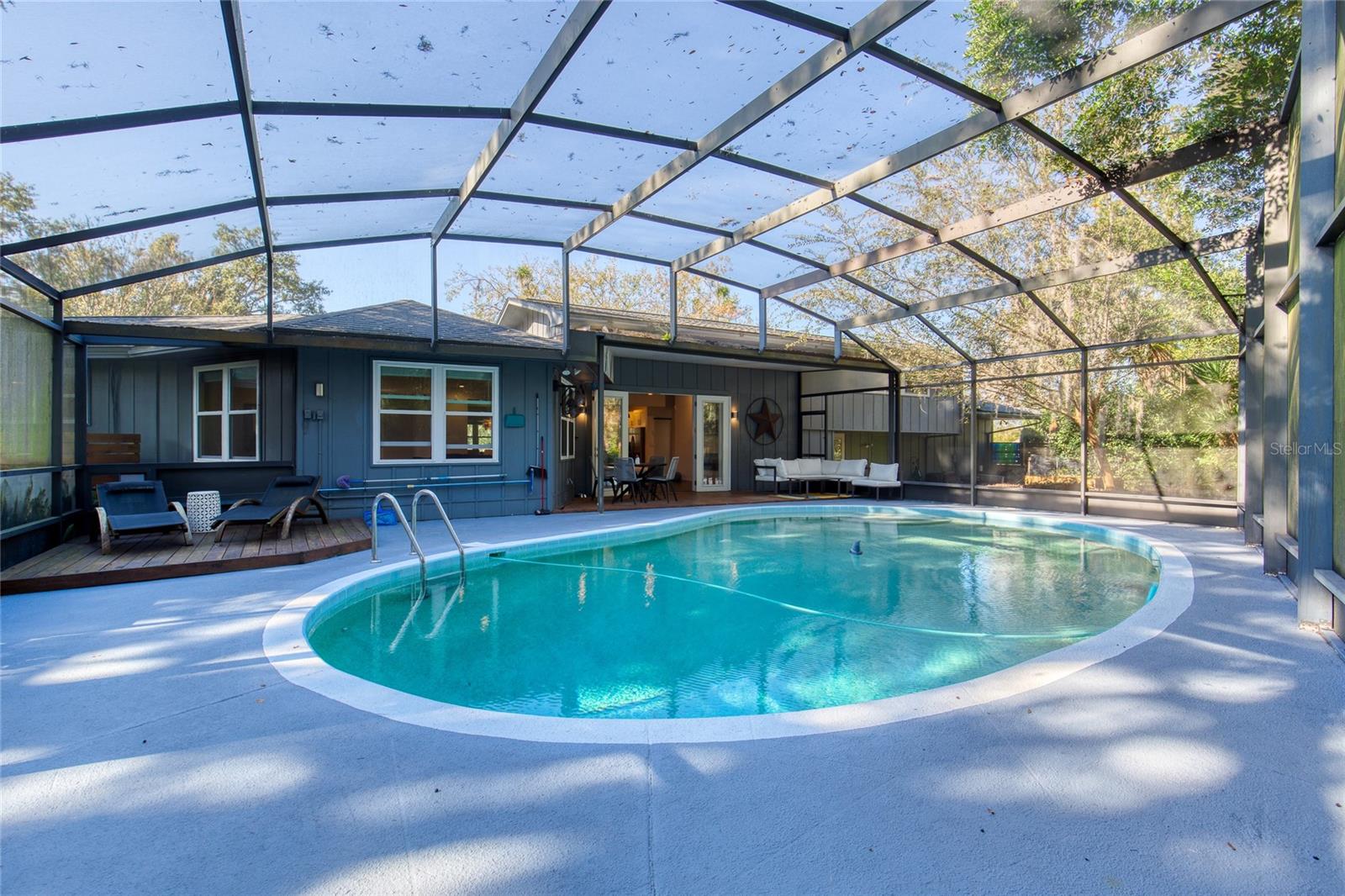 Image 53 of 73 For 77 St Andrews Drive