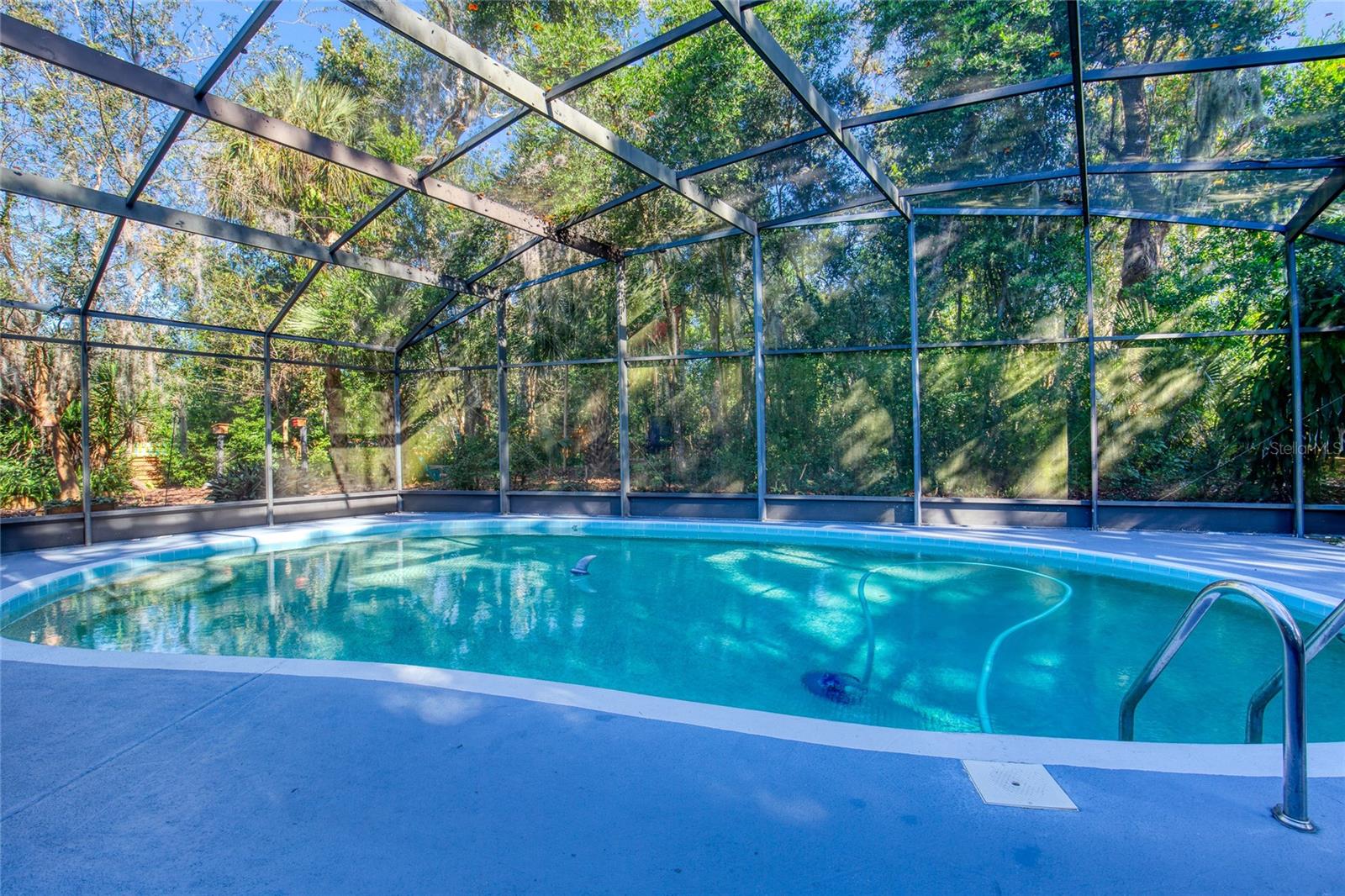 Image 55 of 73 For 77 St Andrews Drive