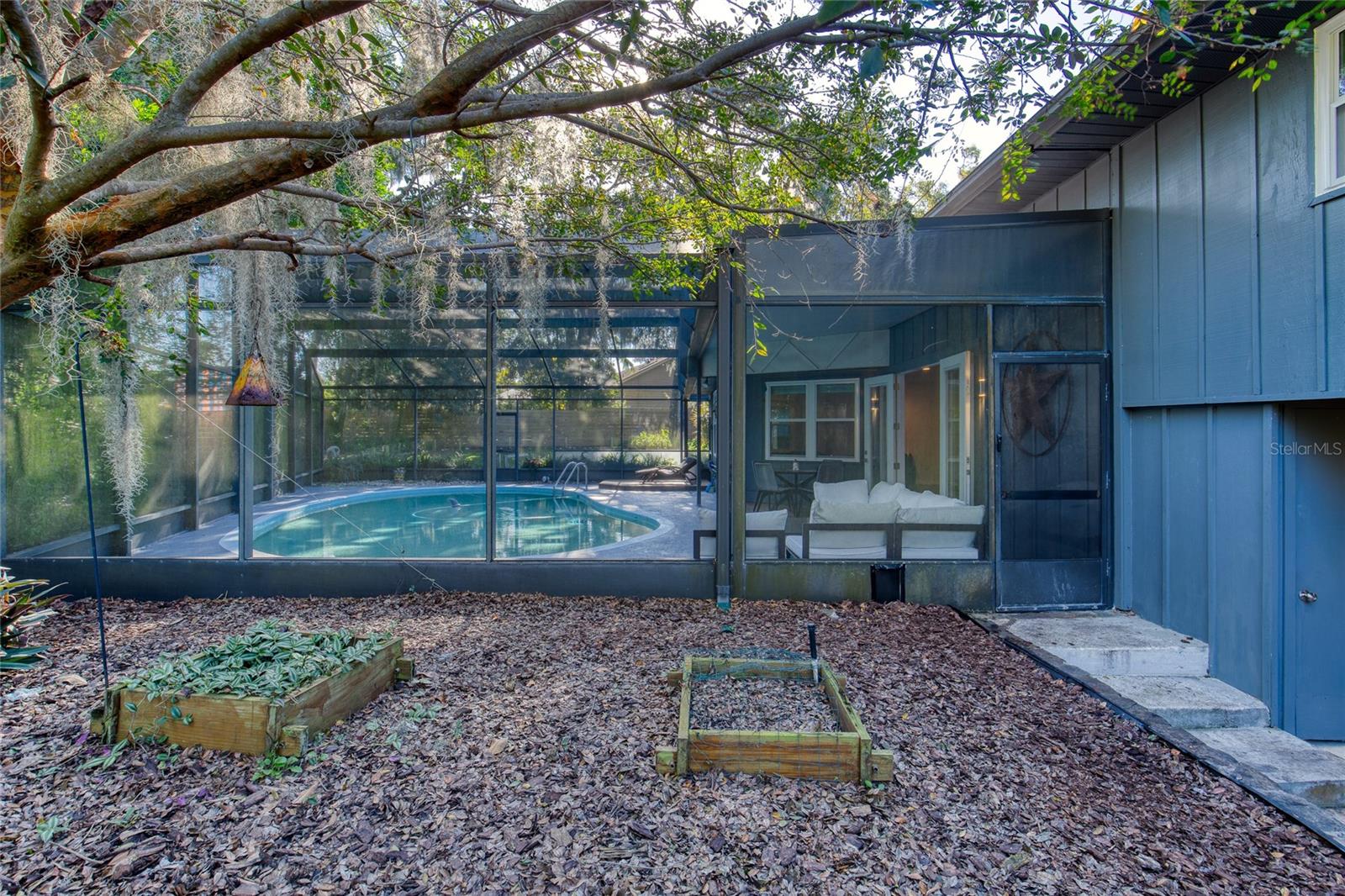 Image 65 of 73 For 77 St Andrews Drive