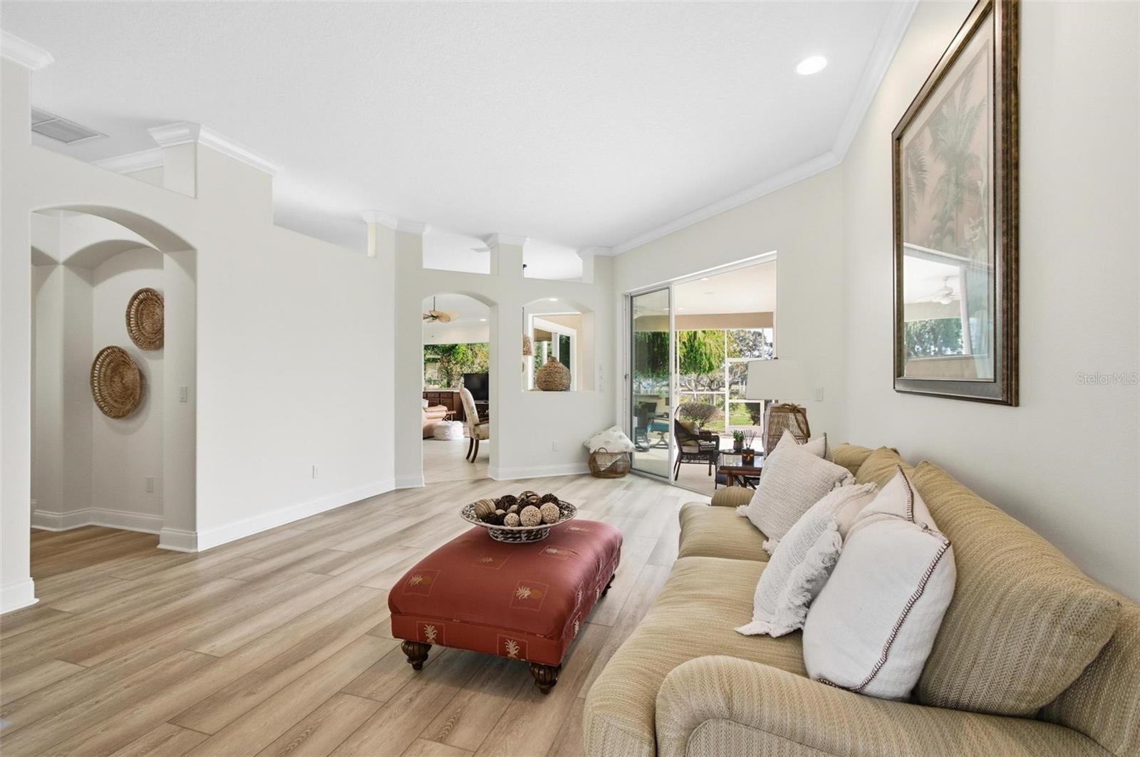 Image 10 of 100 For 83 Front Street