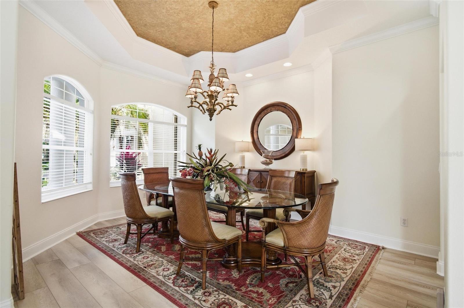 Image 12 of 100 For 83 Front Street