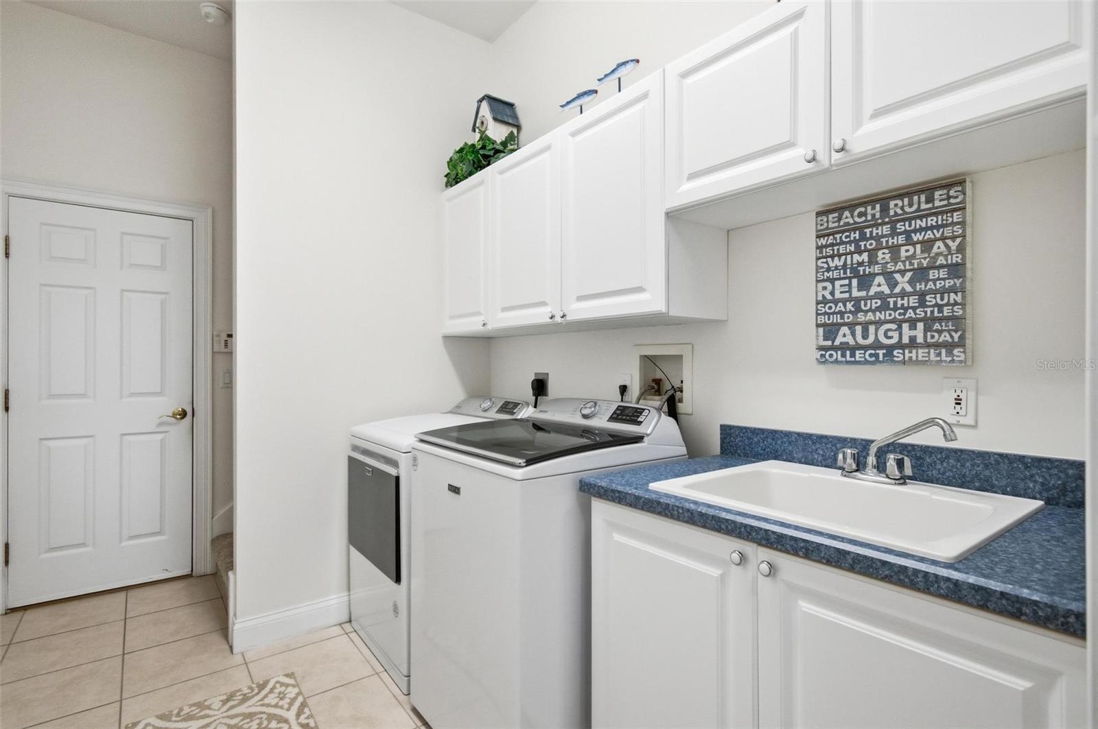 Image 36 of 100 For 83 Front Street