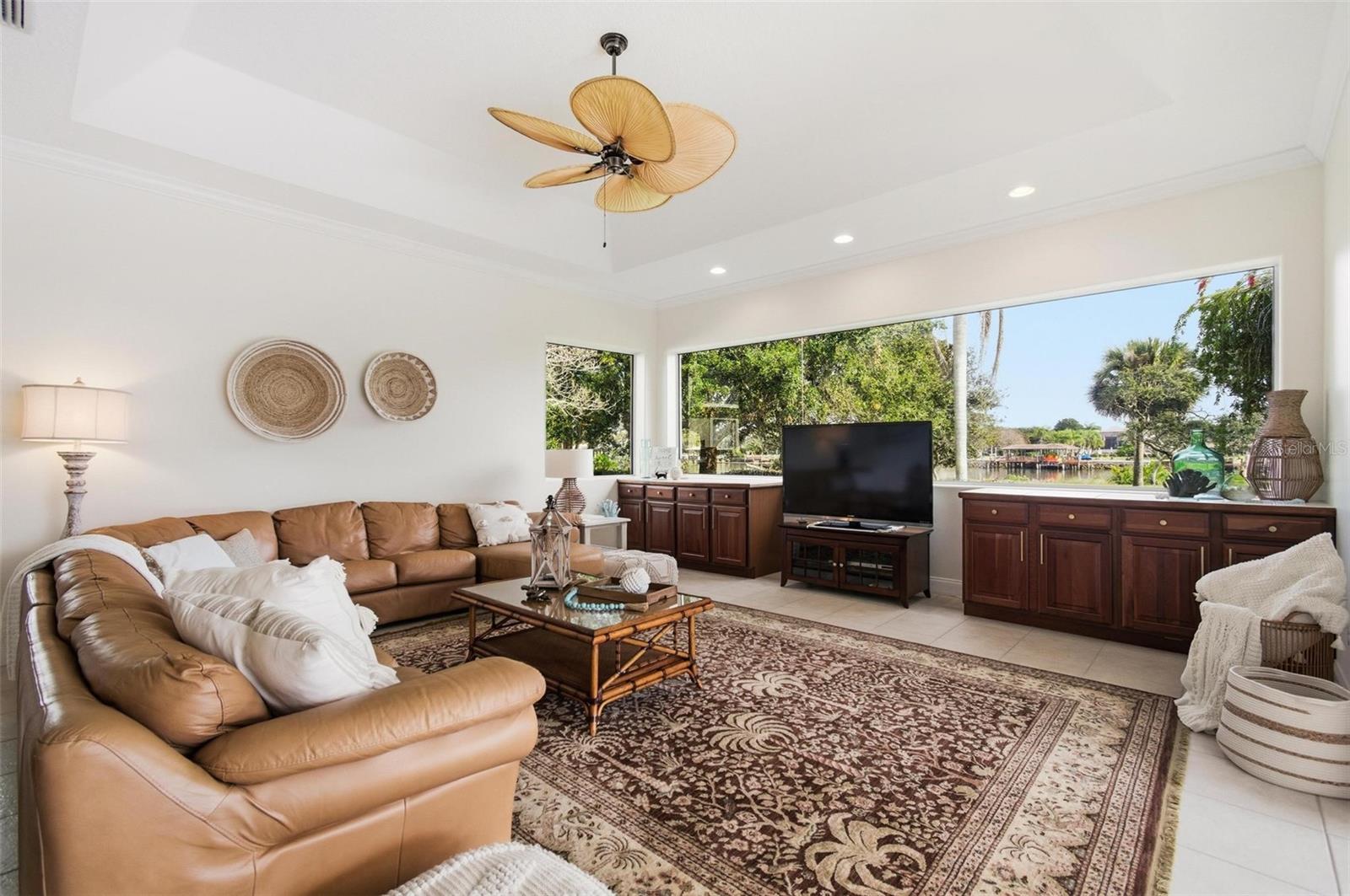 Image 4 of 100 For 83 Front Street