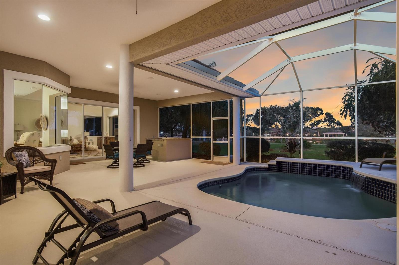 Image 76 of 100 For 83 Front Street