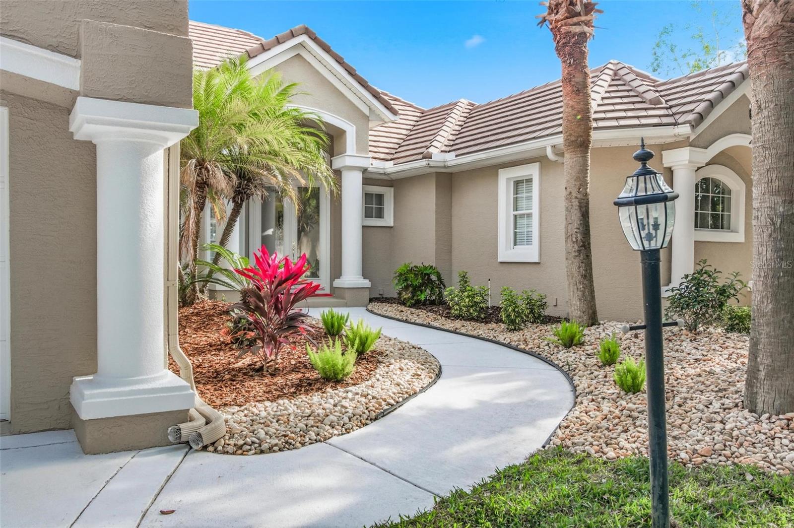 Image 8 of 100 For 83 Front Street