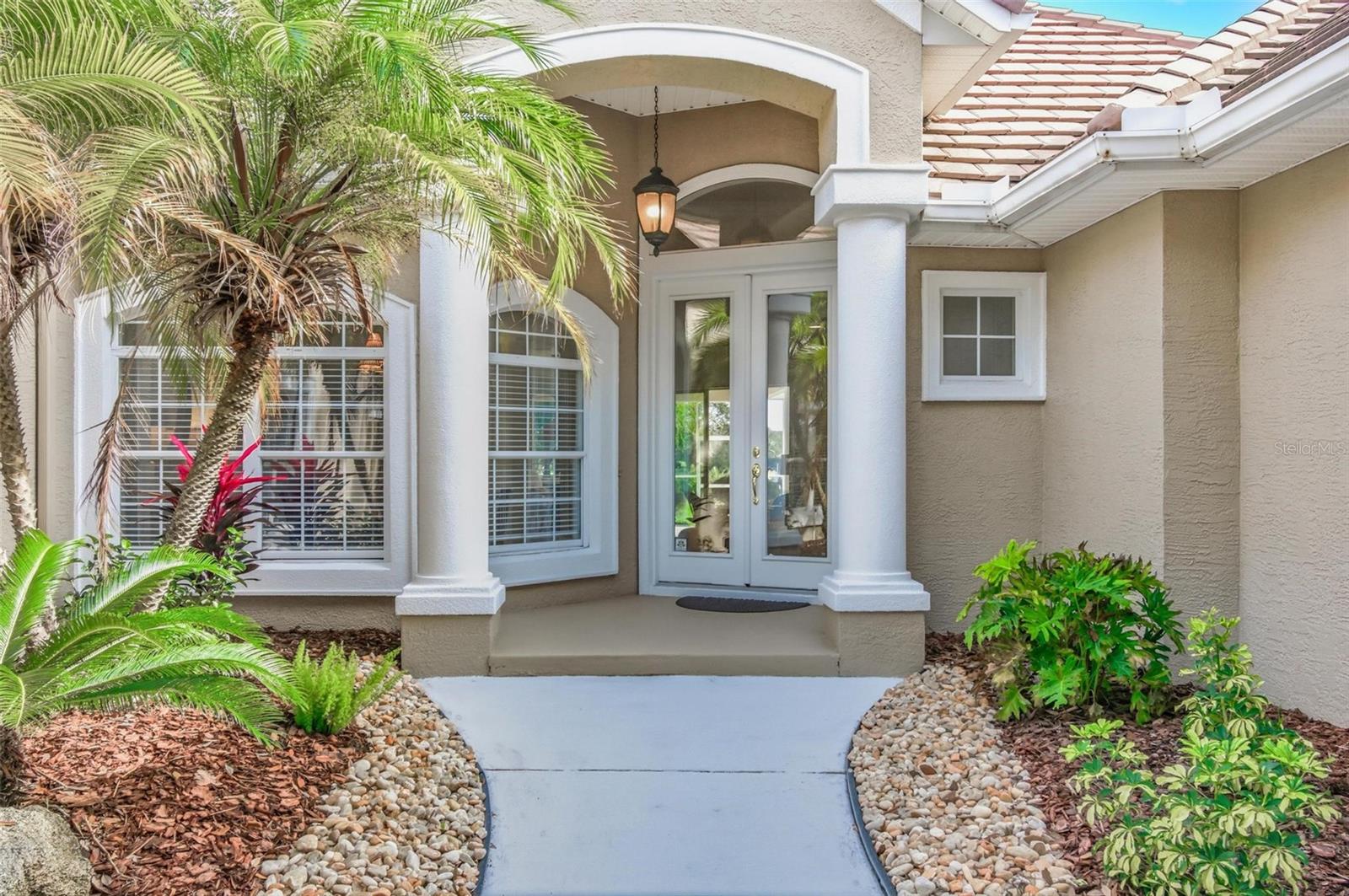 Image 9 of 100 For 83 Front Street