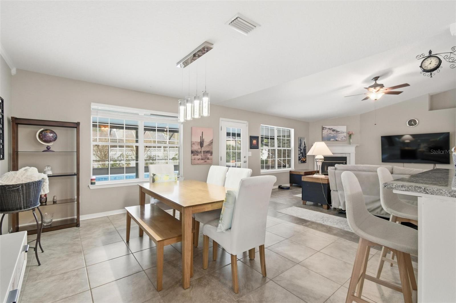 Image 14 of 38 For 27 Burning Bush Drive