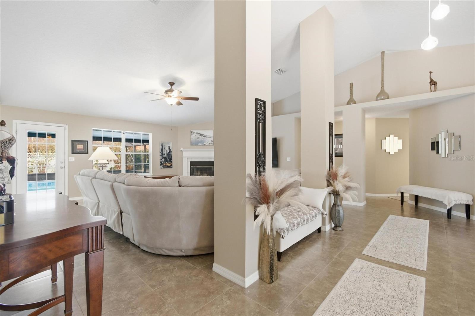 Image 19 of 38 For 27 Burning Bush Drive