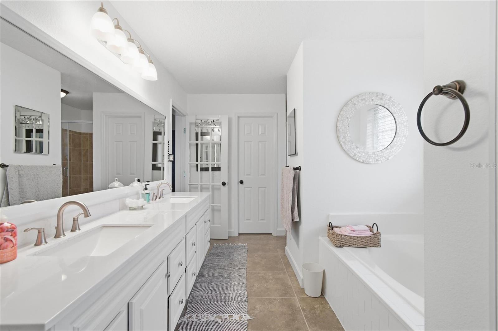 Image 23 of 38 For 27 Burning Bush Drive