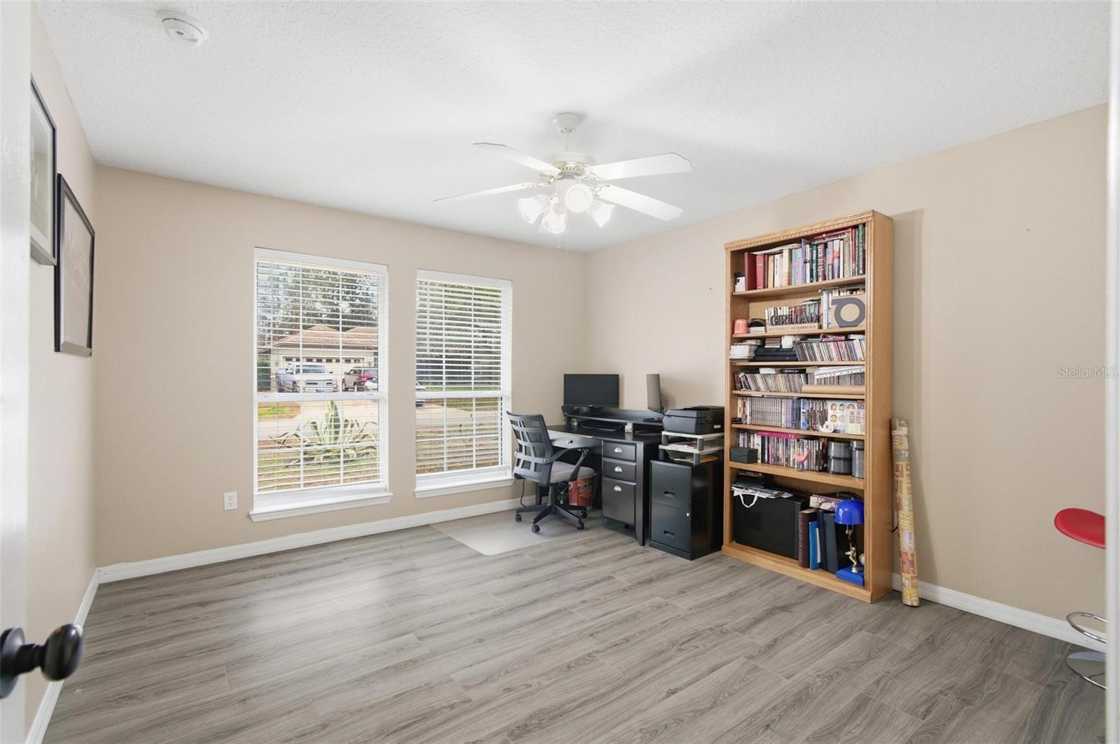 Image 24 of 38 For 27 Burning Bush Drive