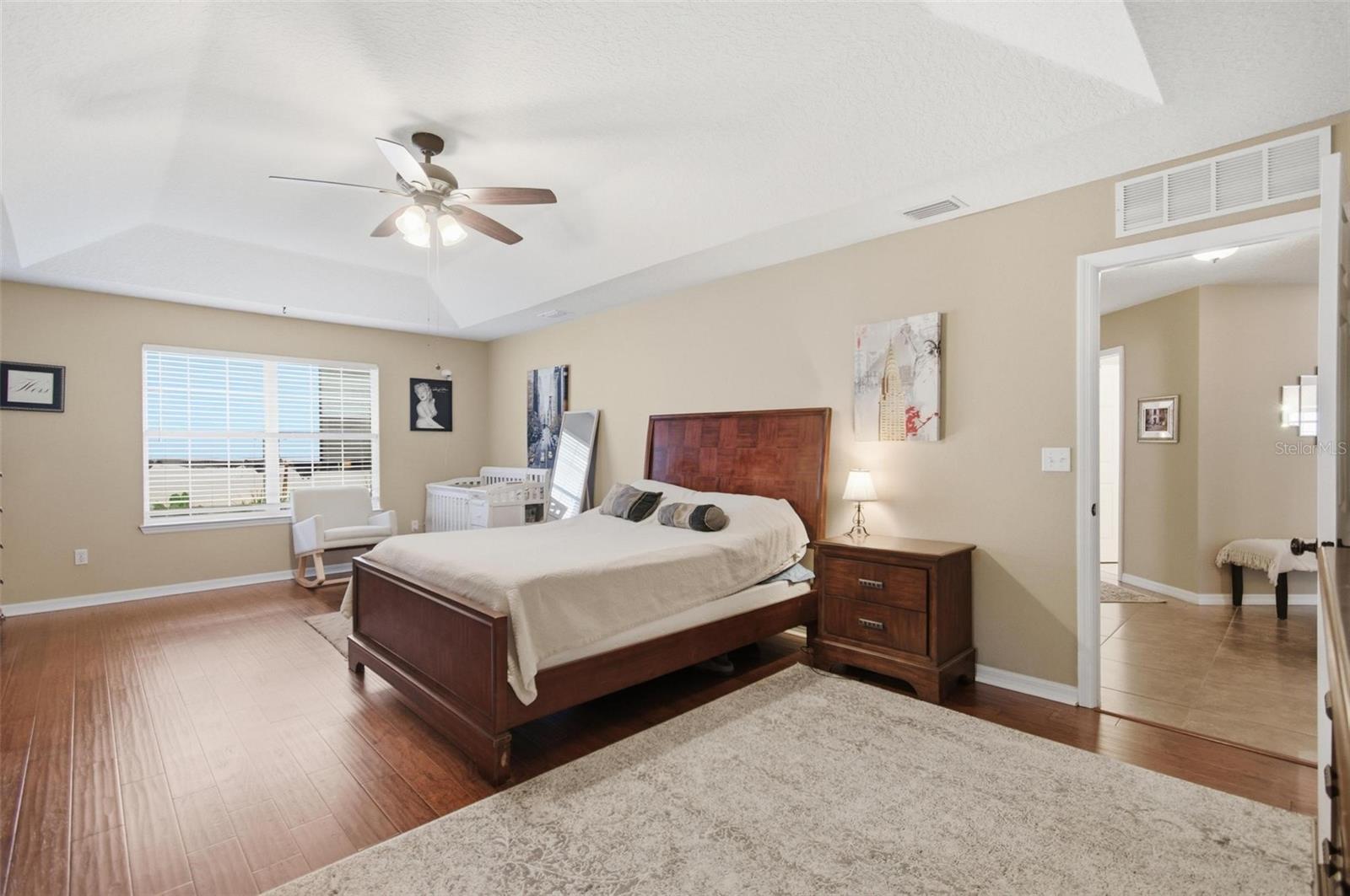 Image 5 of 38 For 27 Burning Bush Drive