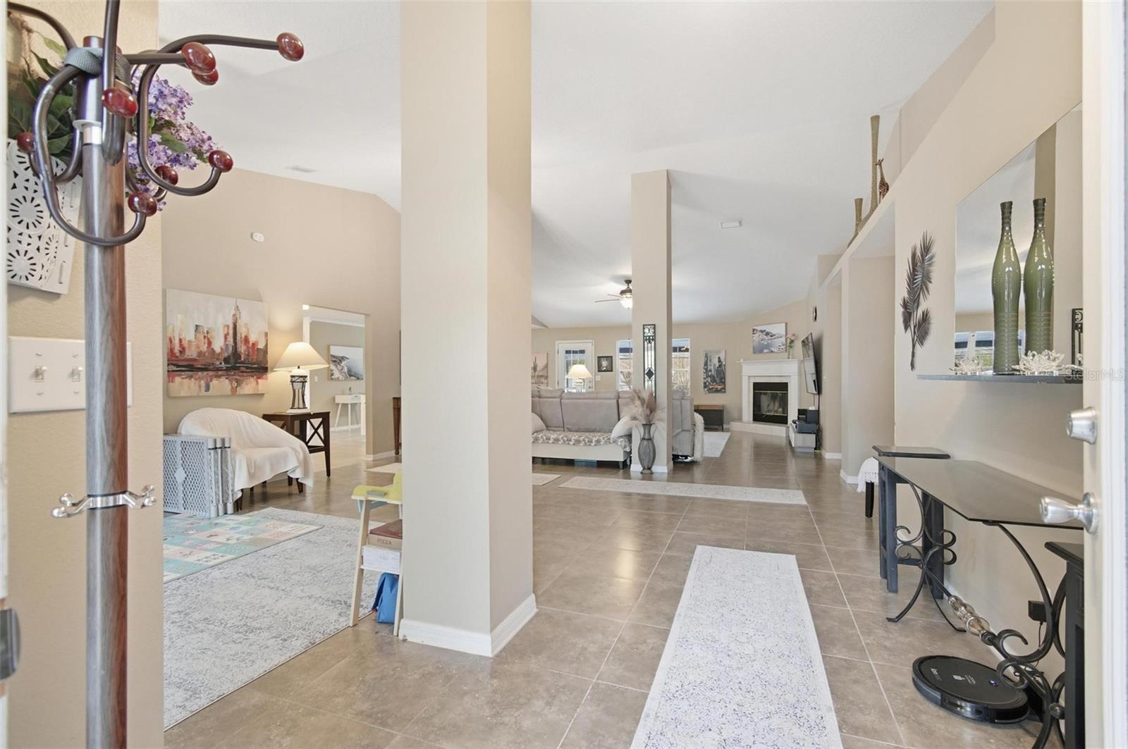 Image 6 of 38 For 27 Burning Bush Drive