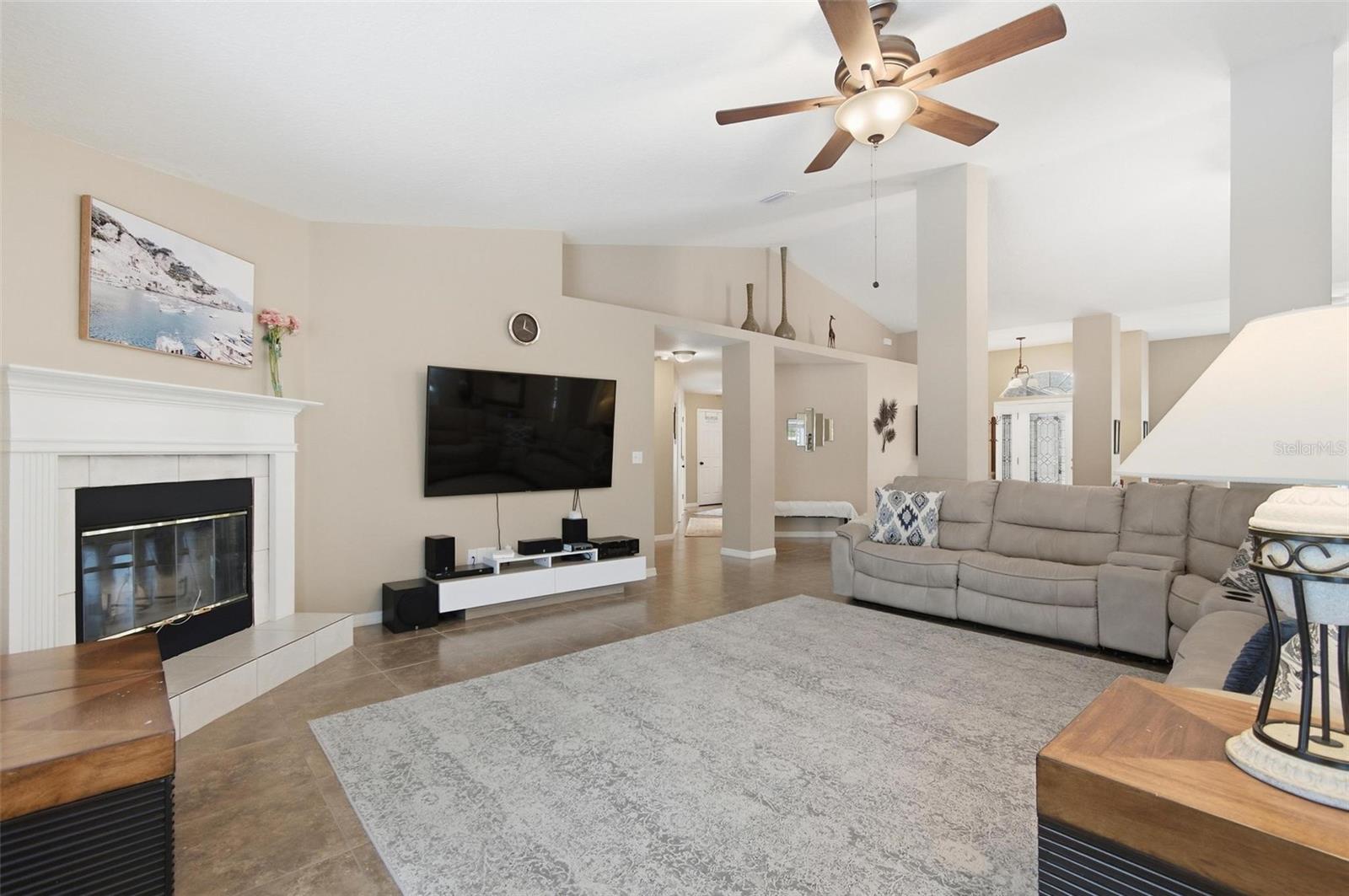 Image 9 of 38 For 27 Burning Bush Drive