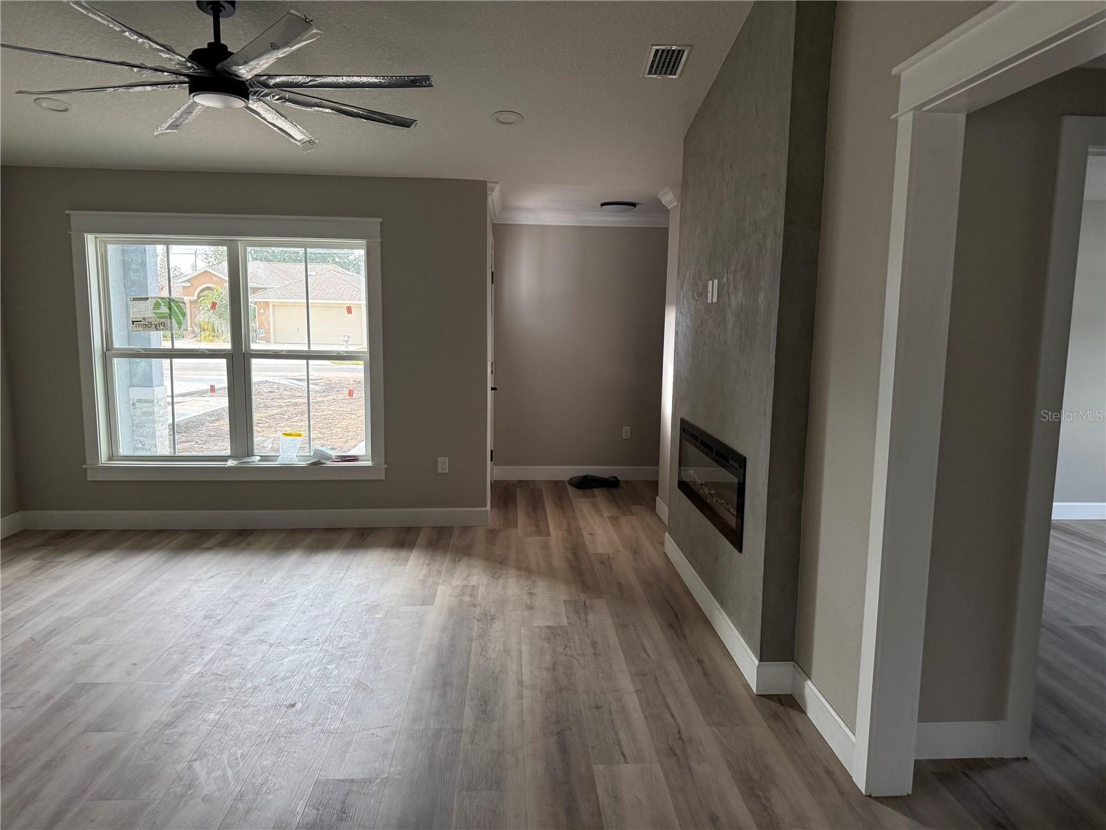 Image 3 of 10 For 55 Louisiana Drive