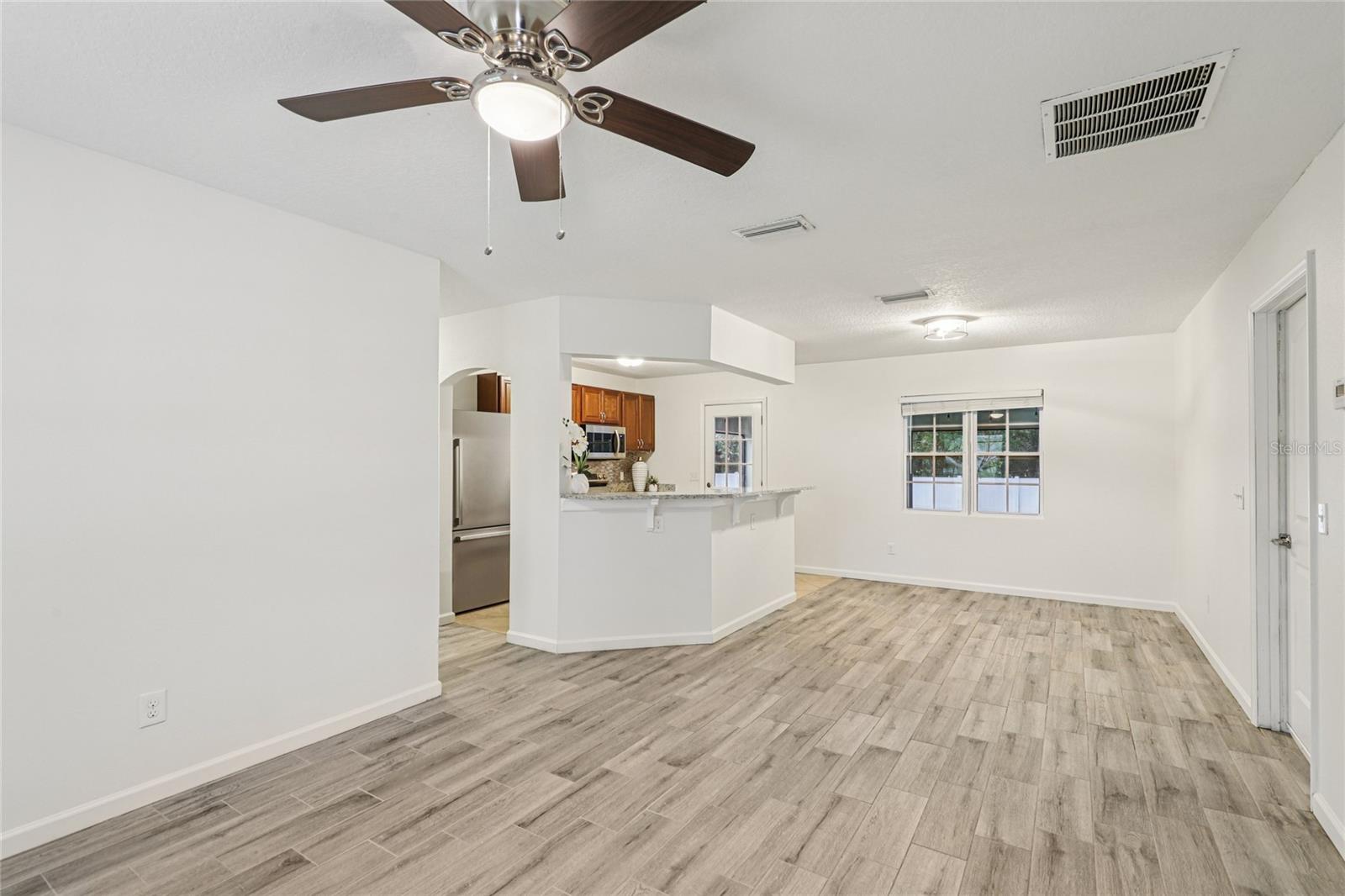 Image 13 of 46 For 2574 Lofberg Drive