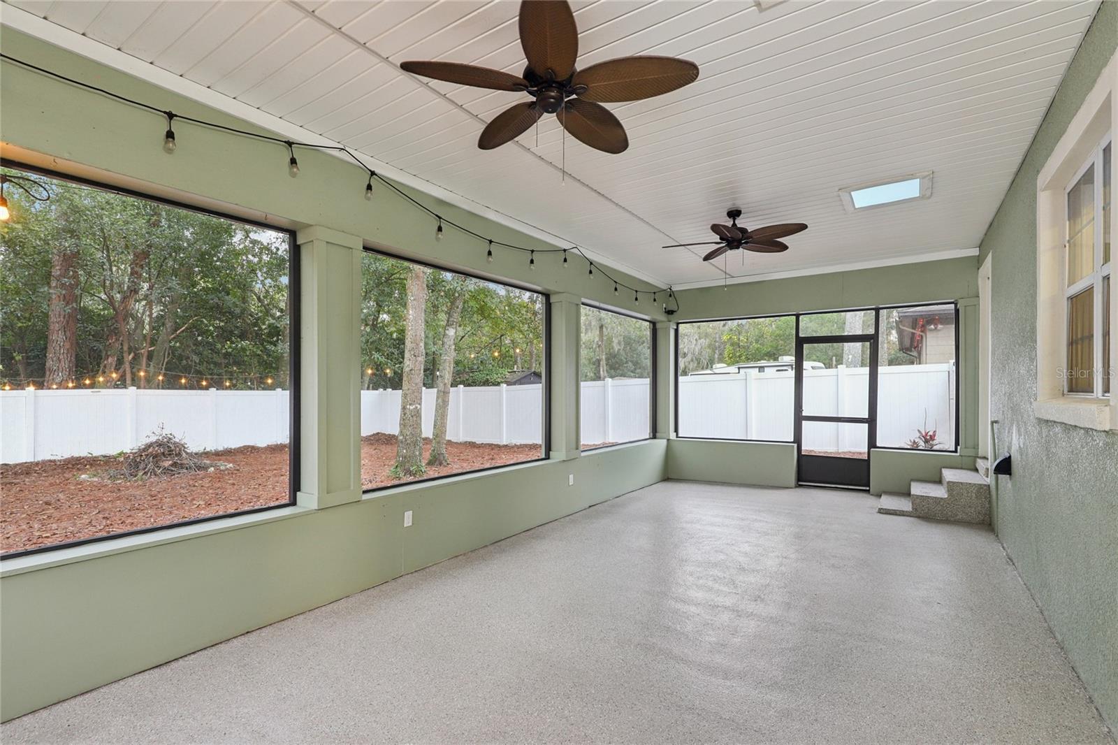 Image 33 of 46 For 2574 Lofberg Drive