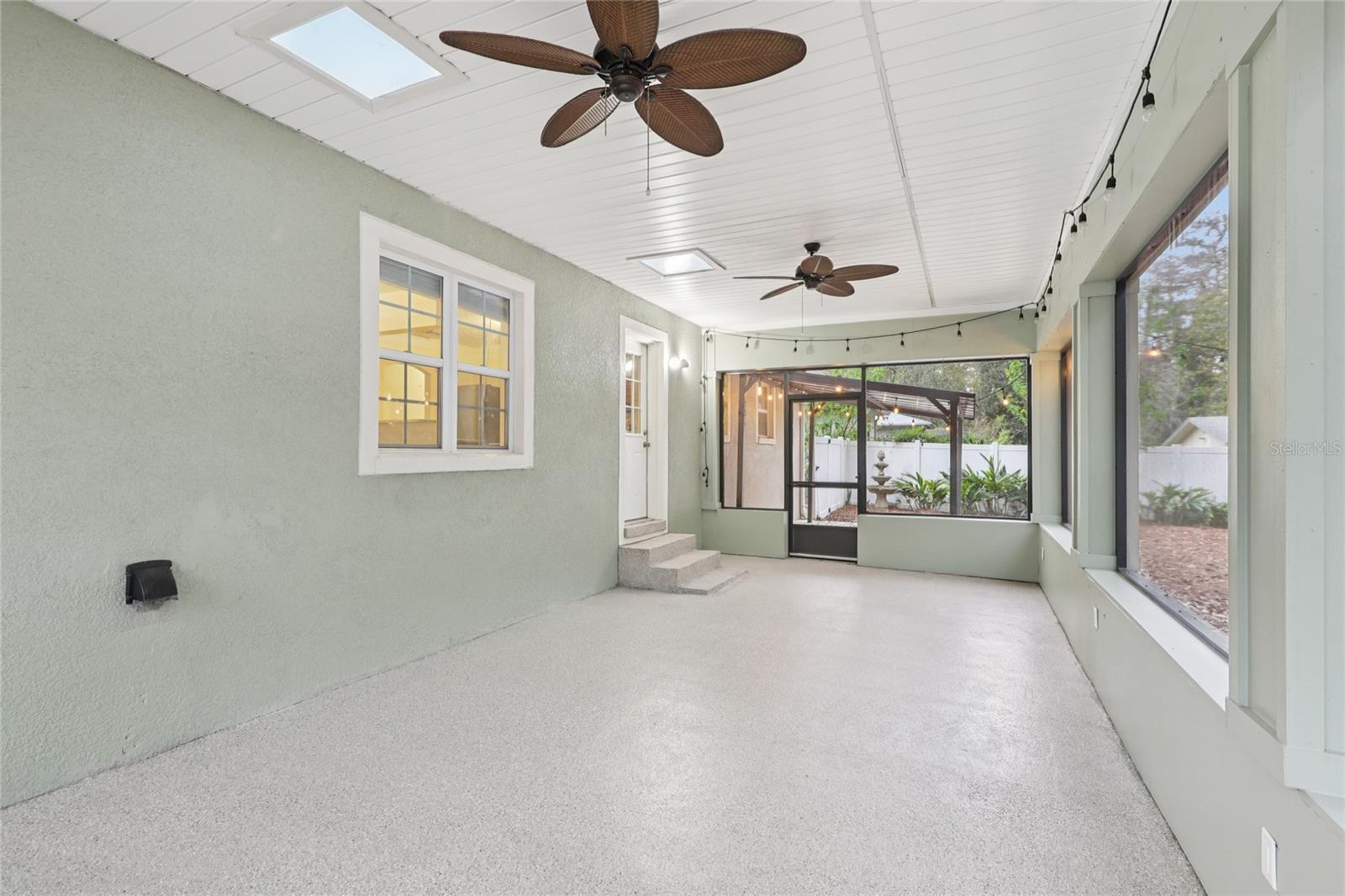 Image 34 of 46 For 2574 Lofberg Drive