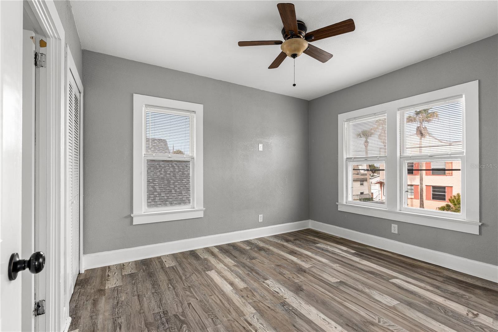 Image 24 of 50 For 520 Vermont Avenue