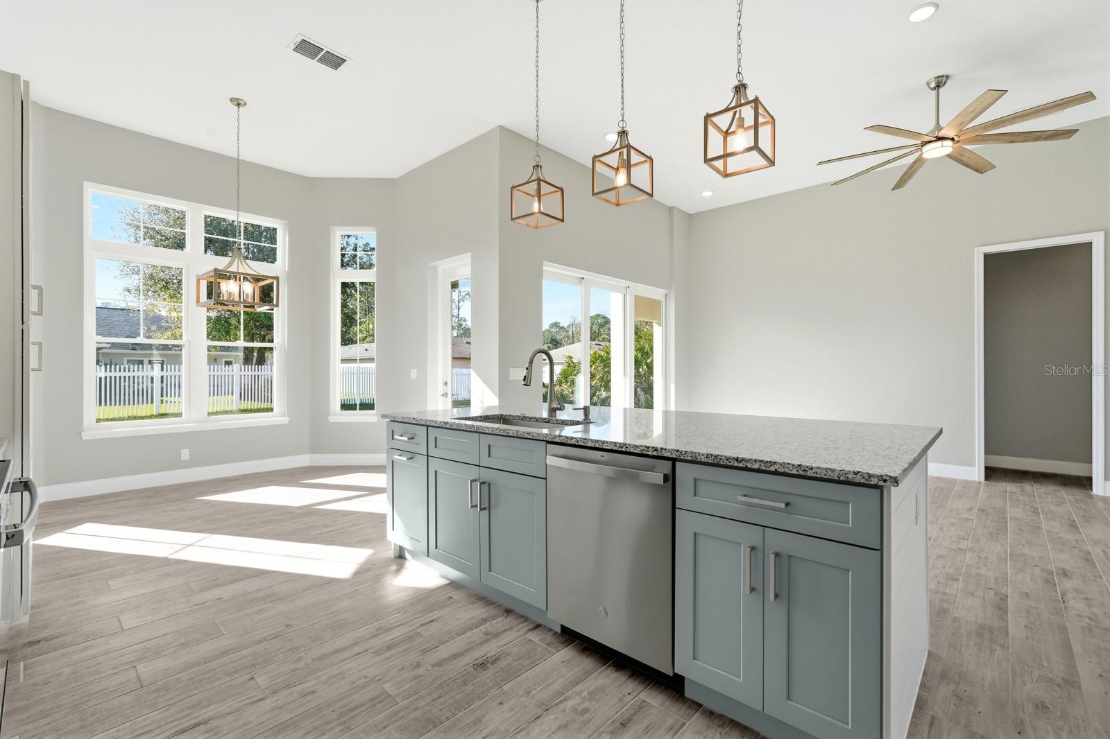 Image 12 of 47 For 16 Pierce Lane