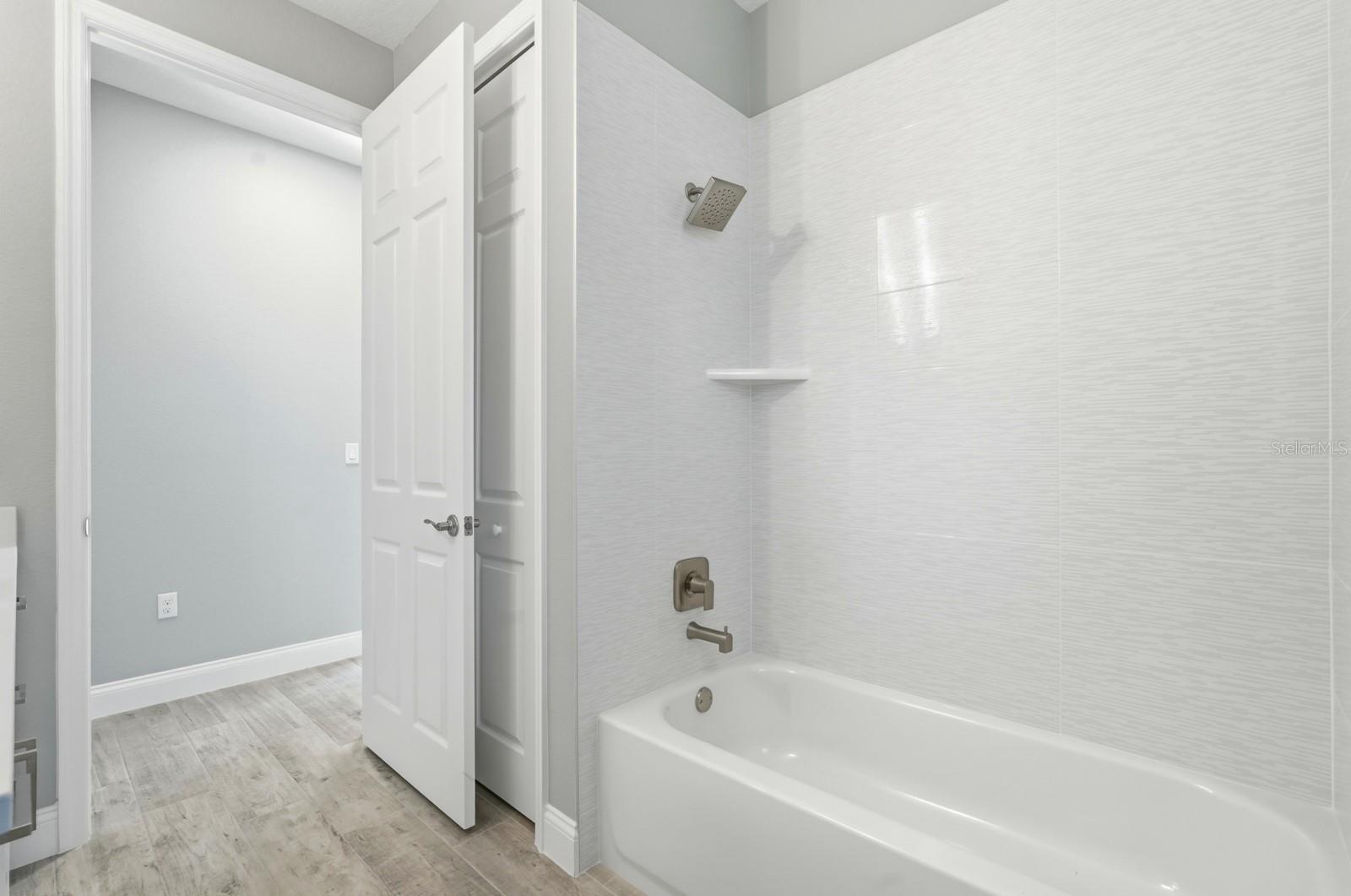 Image 20 of 47 For 16 Pierce Lane