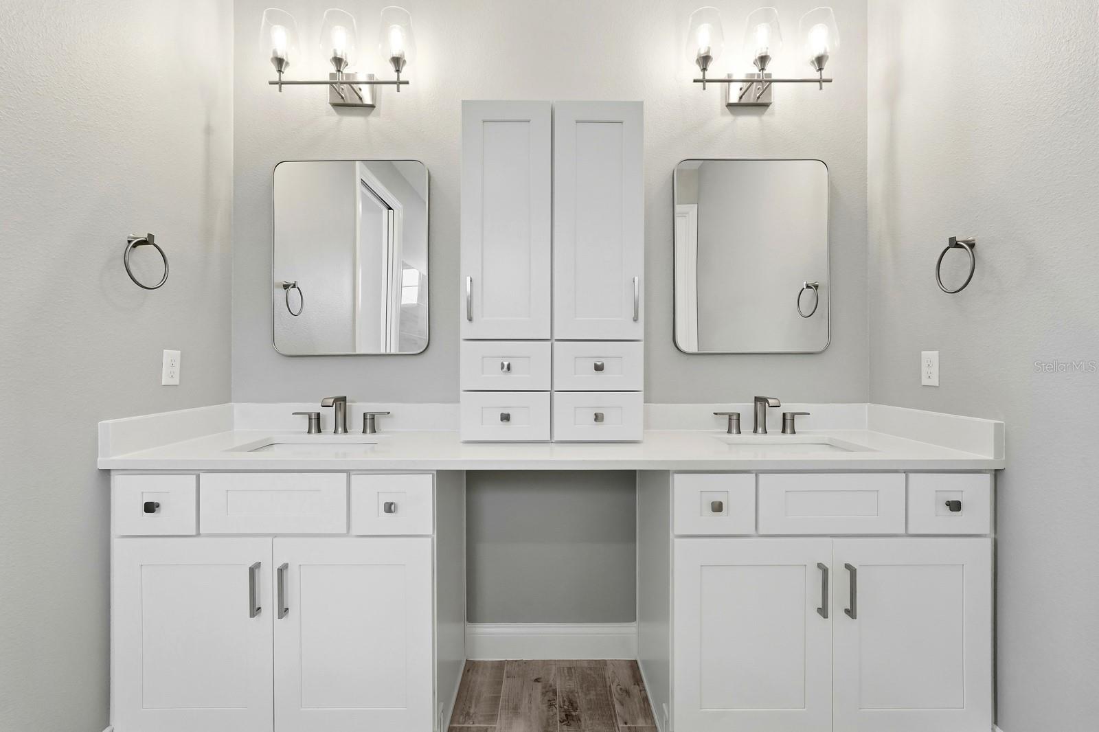 Image 26 of 47 For 16 Pierce Lane