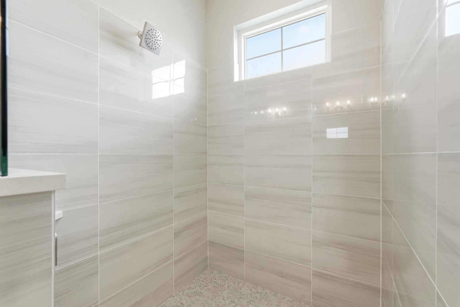 Image 27 of 47 For 16 Pierce Lane