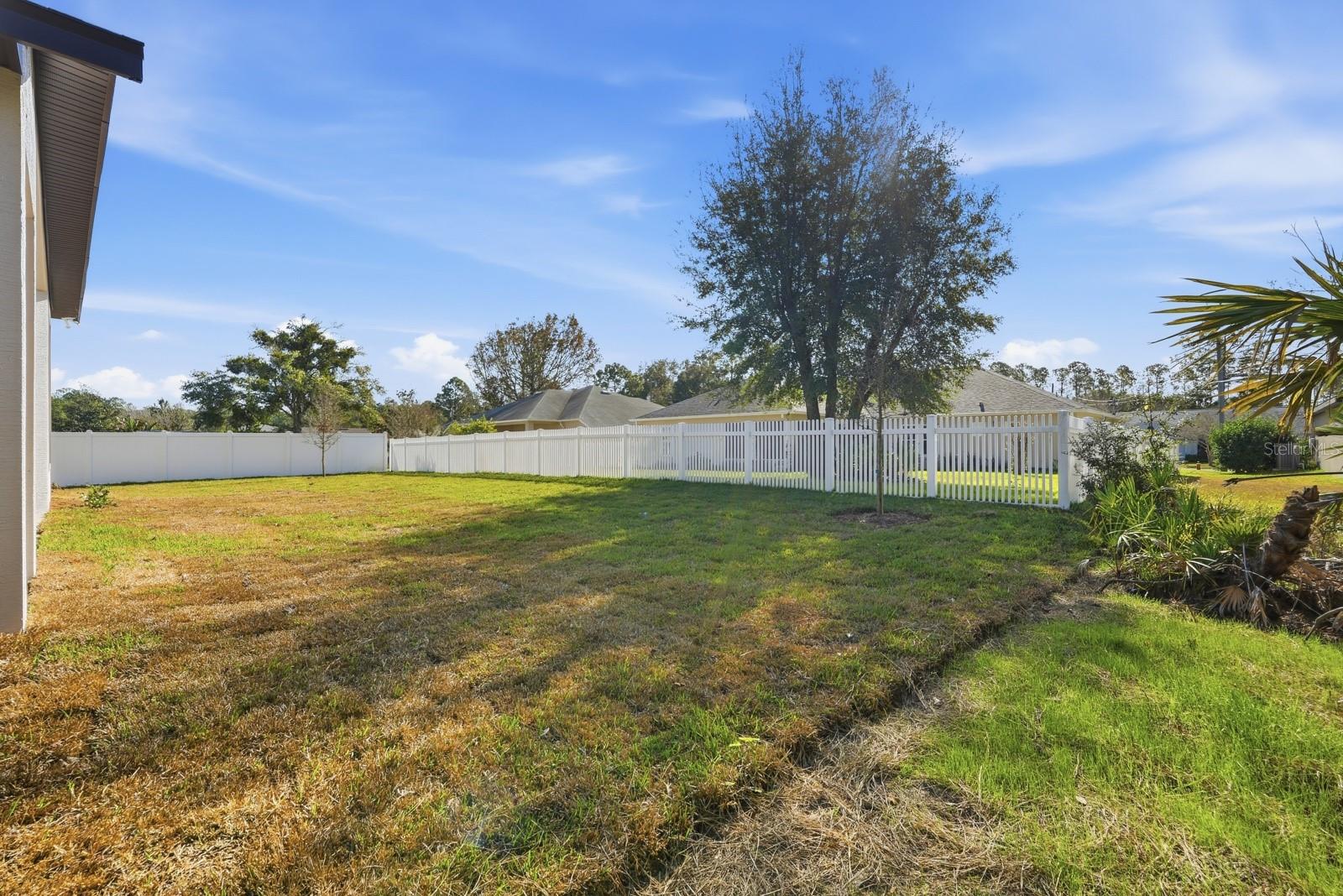 Image 37 of 47 For 16 Pierce Lane