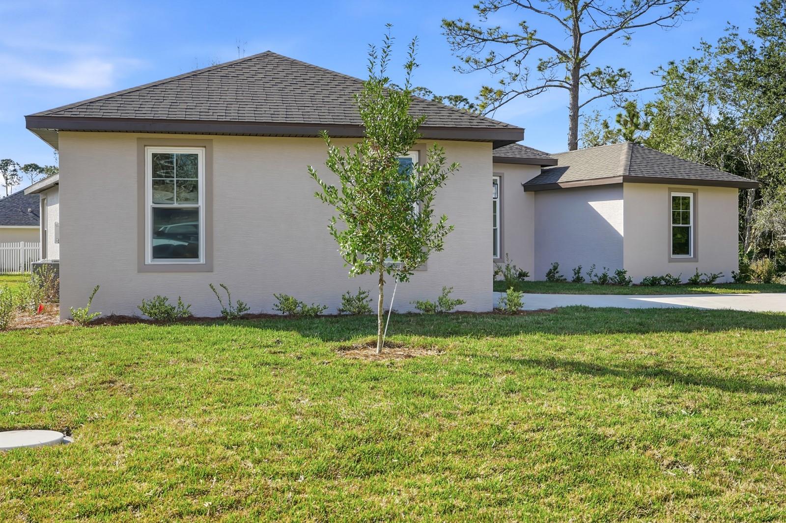 Image 44 of 47 For 16 Pierce Lane