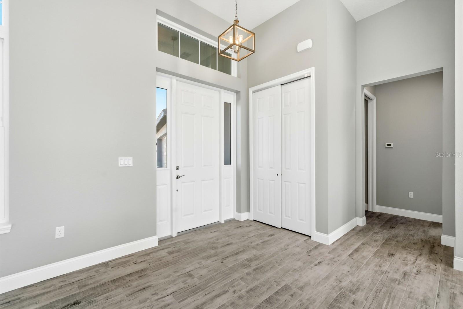 Image 6 of 47 For 16 Pierce Lane