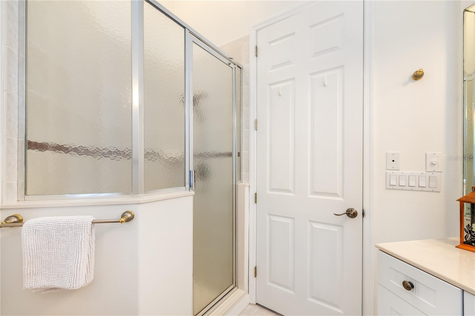 Image 39 of 68 For 31 Coleridge Court