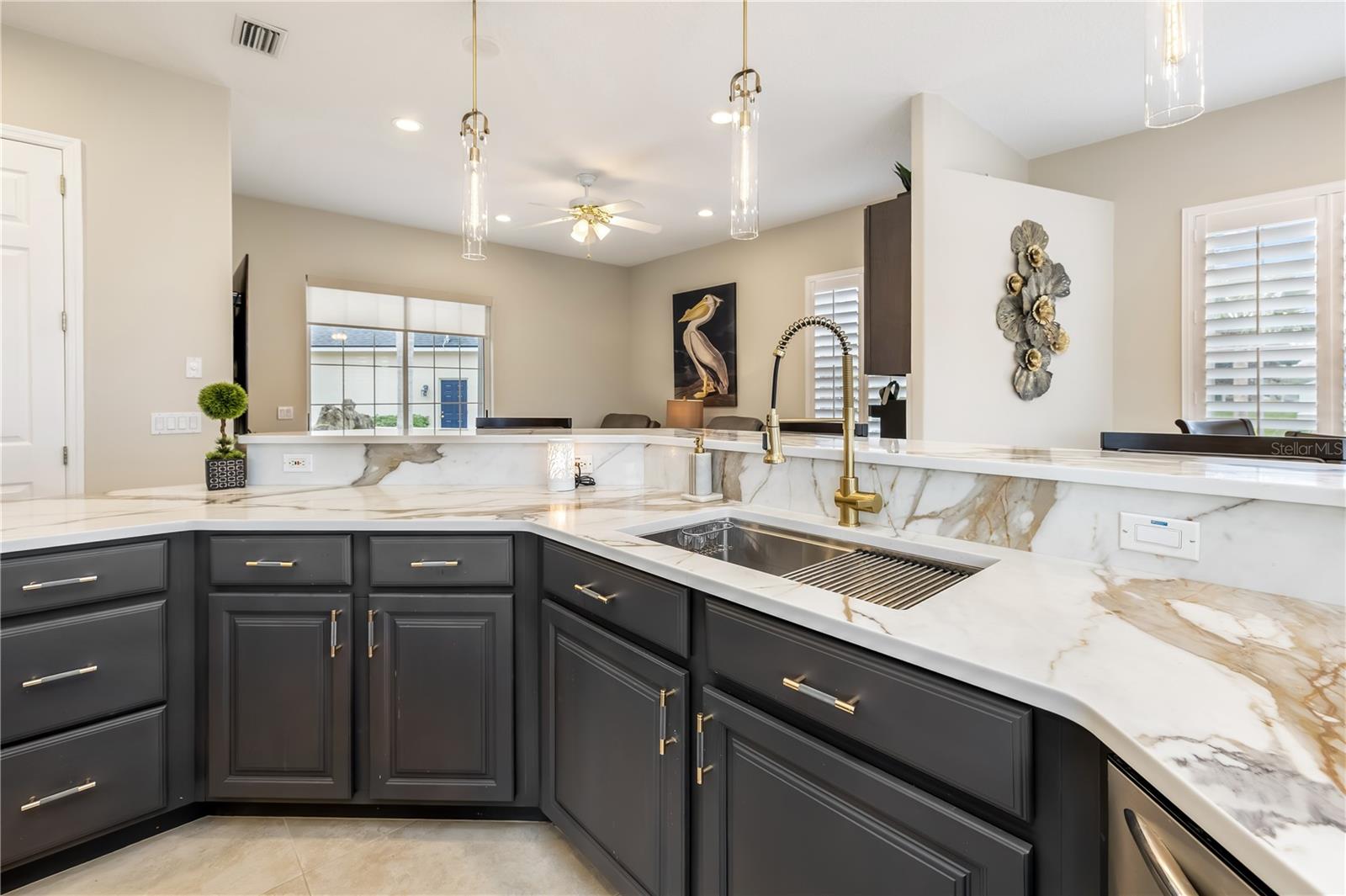 Image 6 of 68 For 31 Coleridge Court