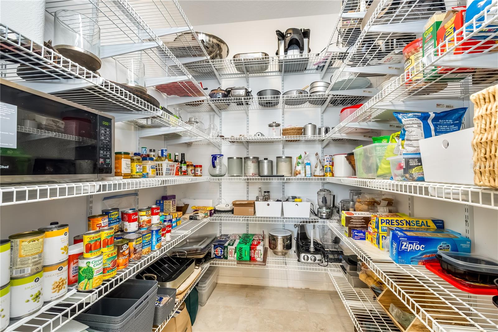 Image 66 of 68 For 31 Coleridge Court