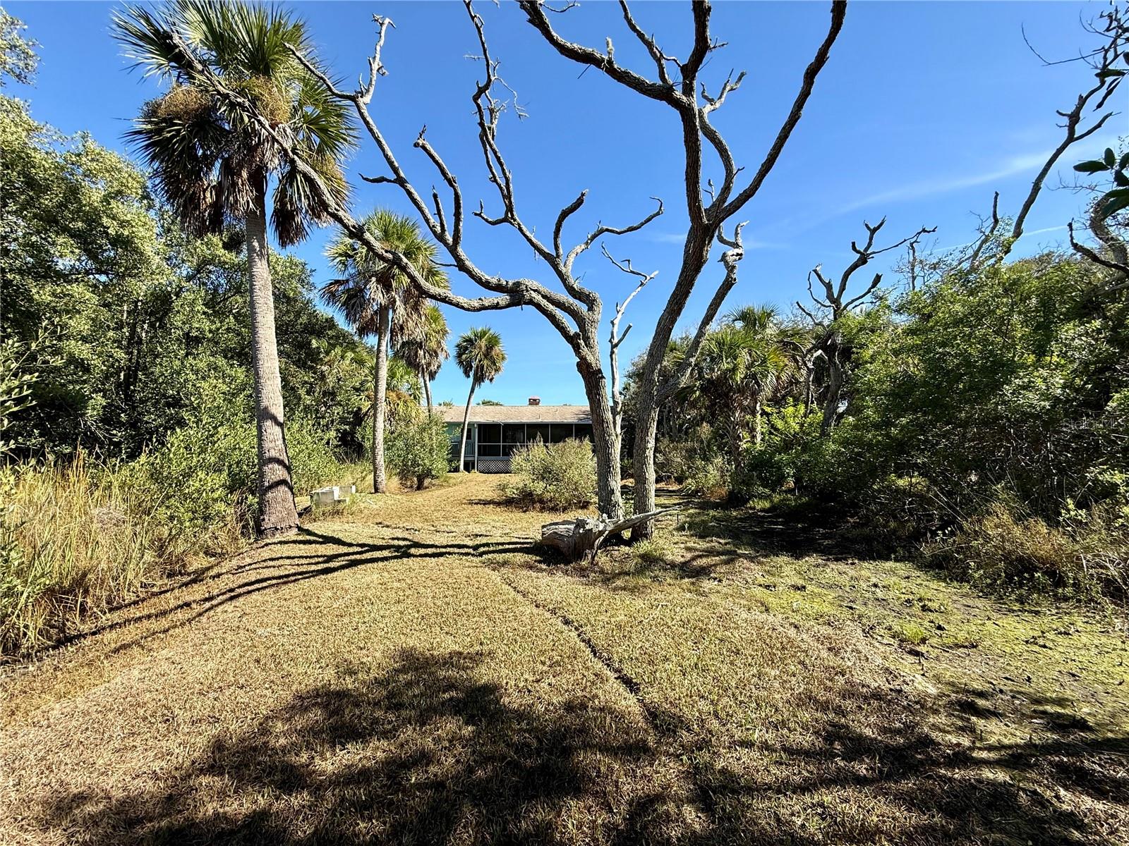 Image 24 of 25 For 2226 Daytona Avenue