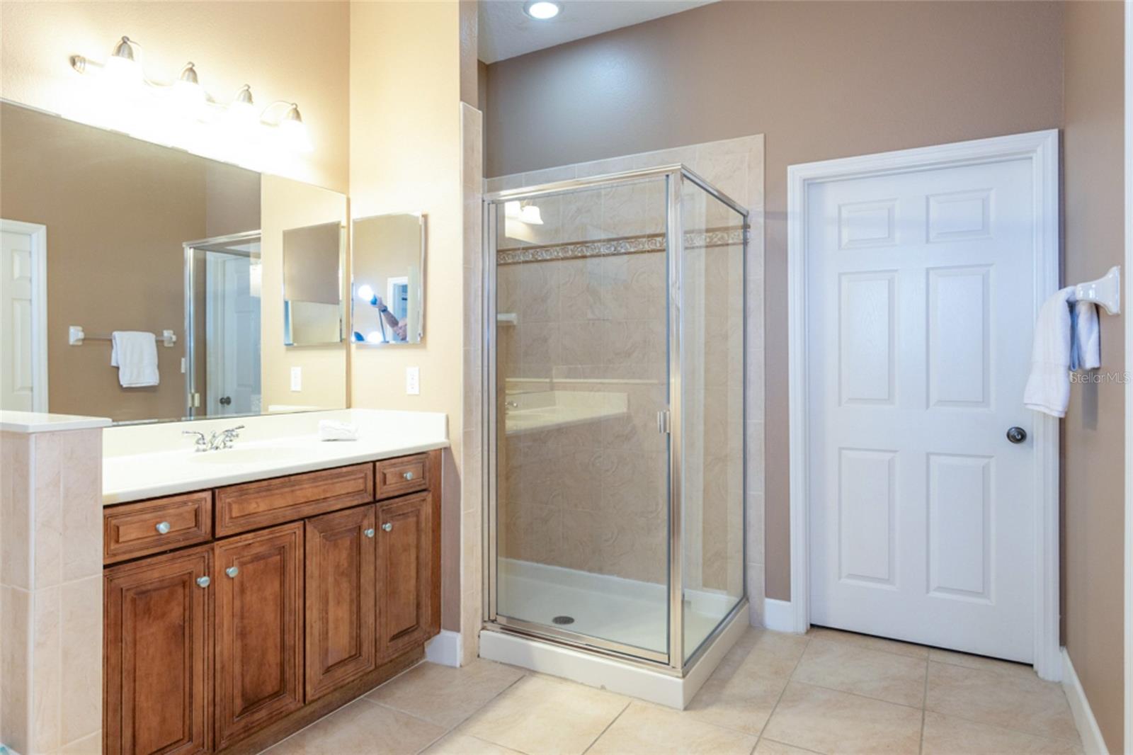 Image 23 of 39 For 600 Cinnamon Beach Way 521