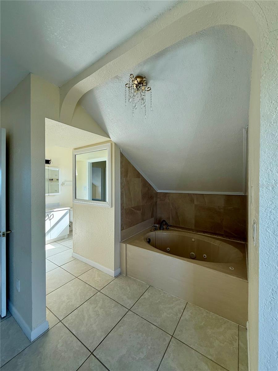 Image 21 of 24 For 1405 Central Avenue