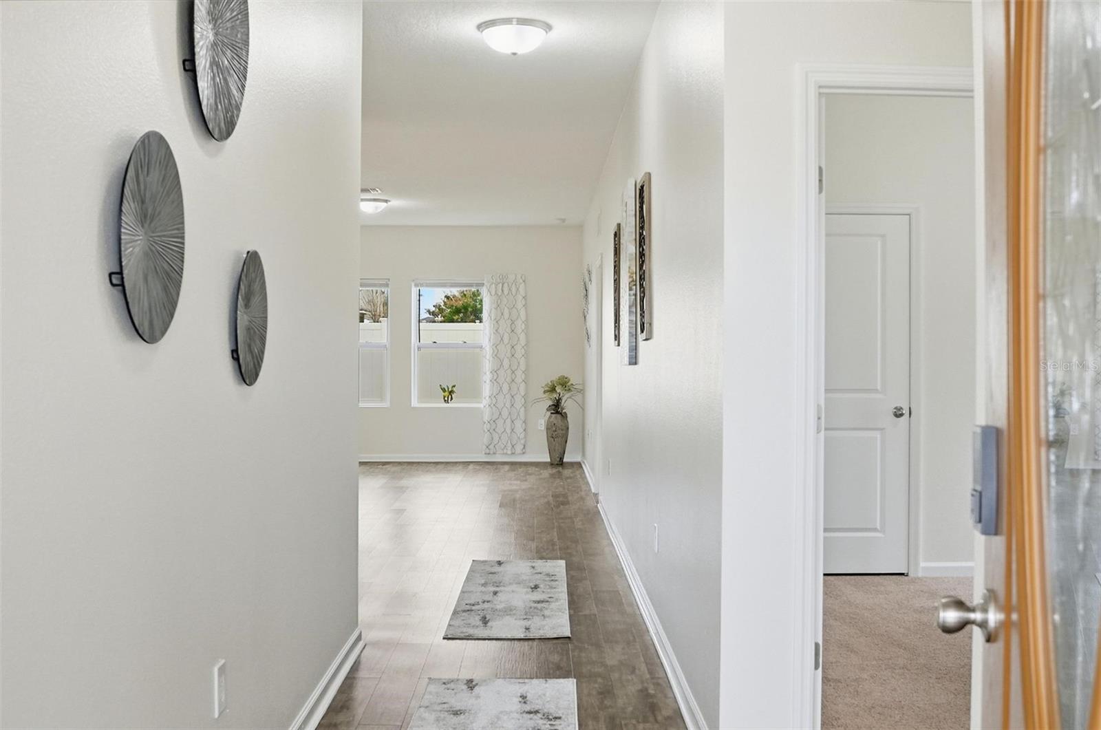 Image 5 of 58 For 367 Eaglecrest Drive