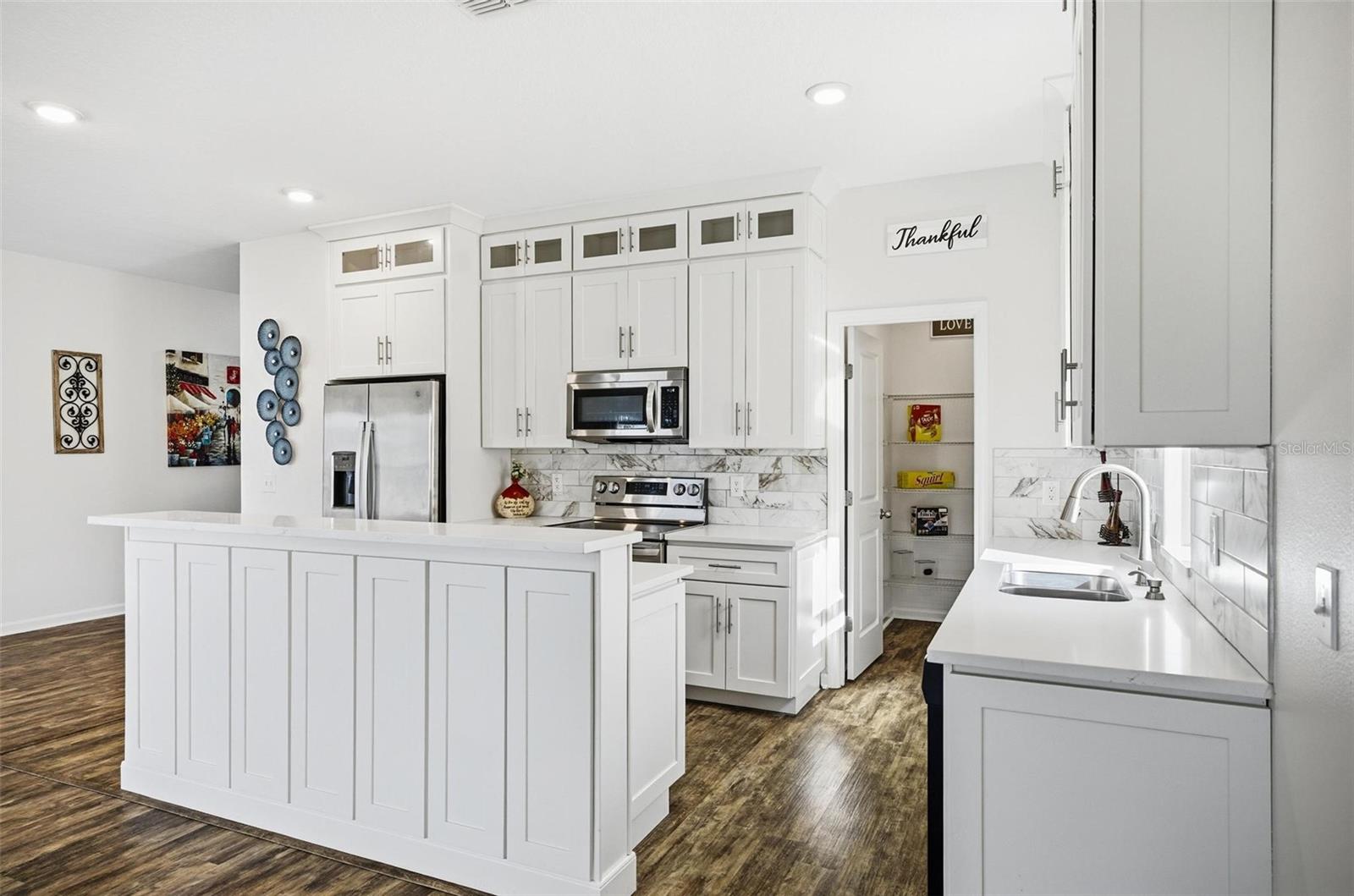 Image 8 of 58 For 367 Eaglecrest Drive