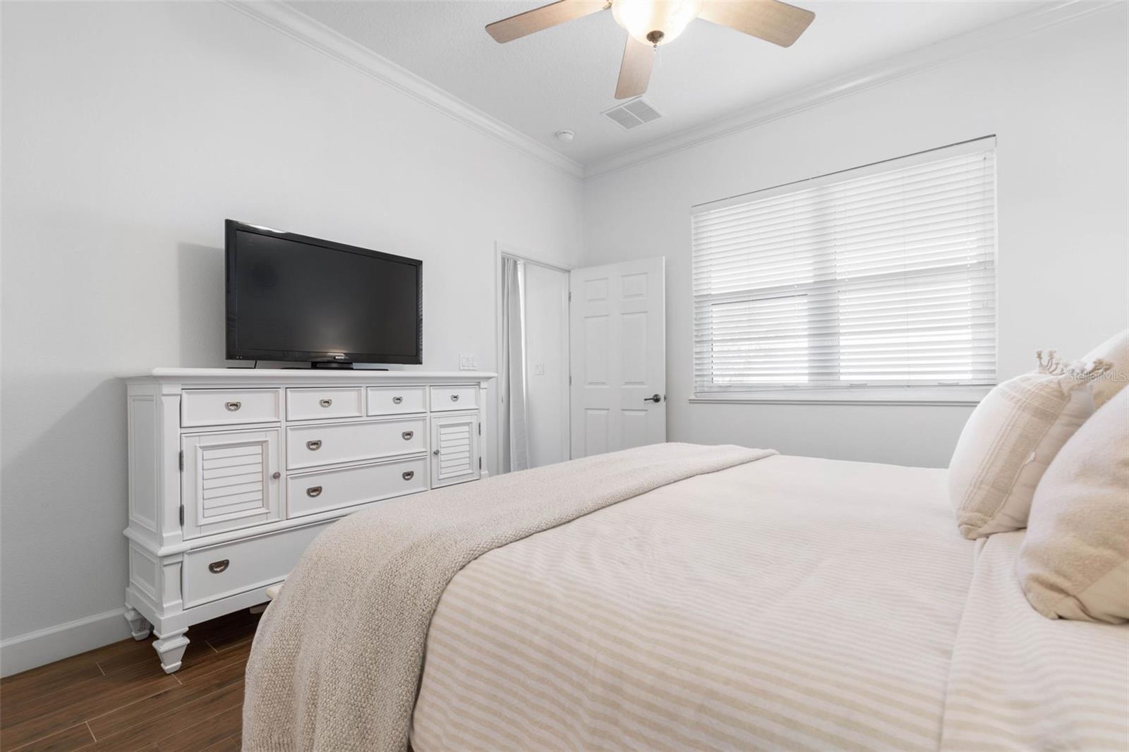 Image 18 of 69 For 900 Cinnamon Beach Way 823